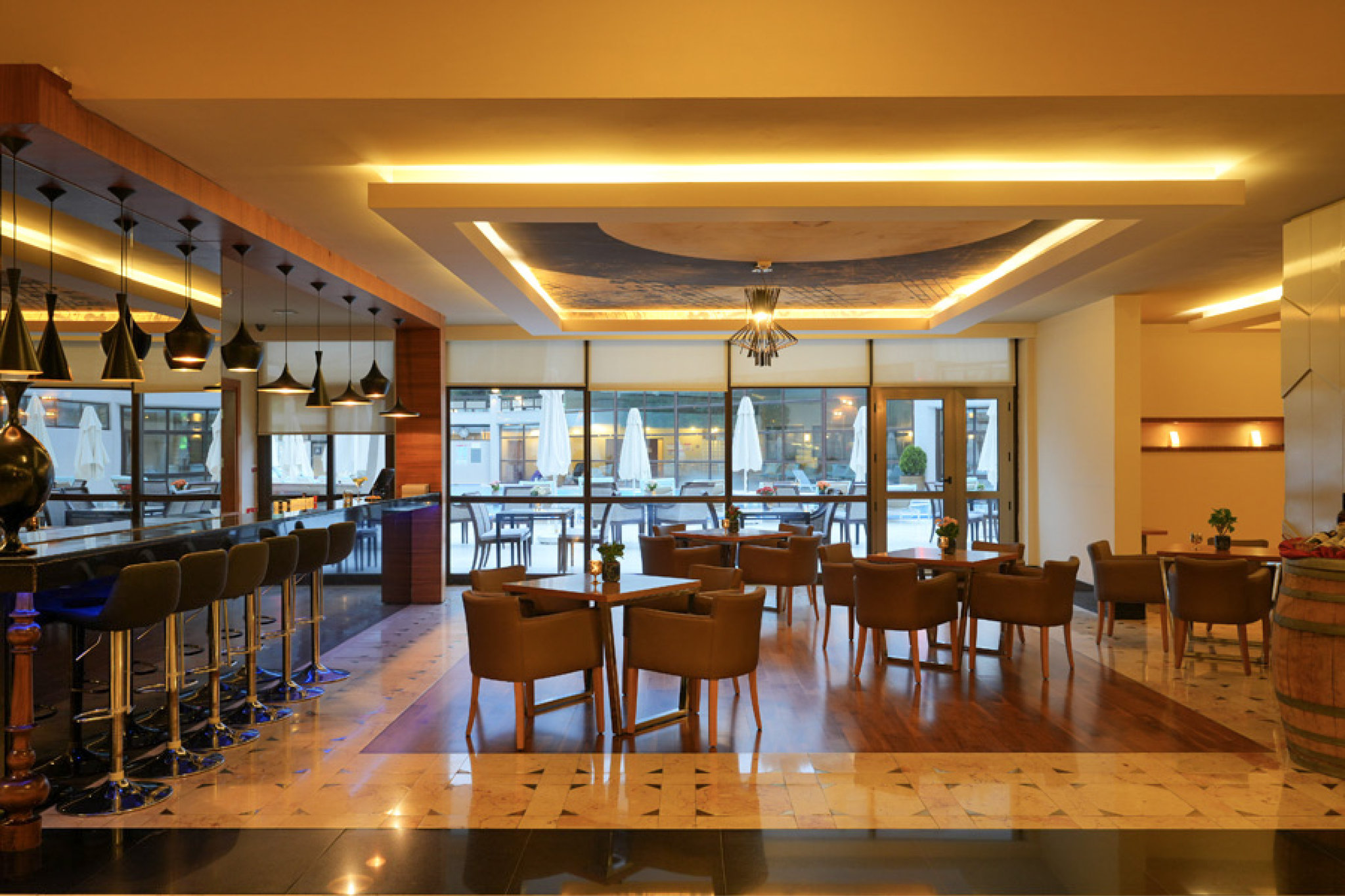 5tf4a3piMEqiuoyzWStng_Bar_S