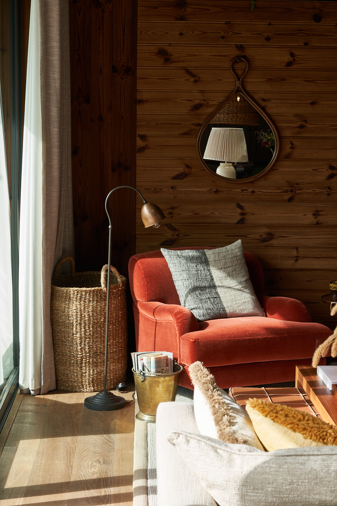 21_Sept_Lakes_by_Yoo_Cabin_hr025