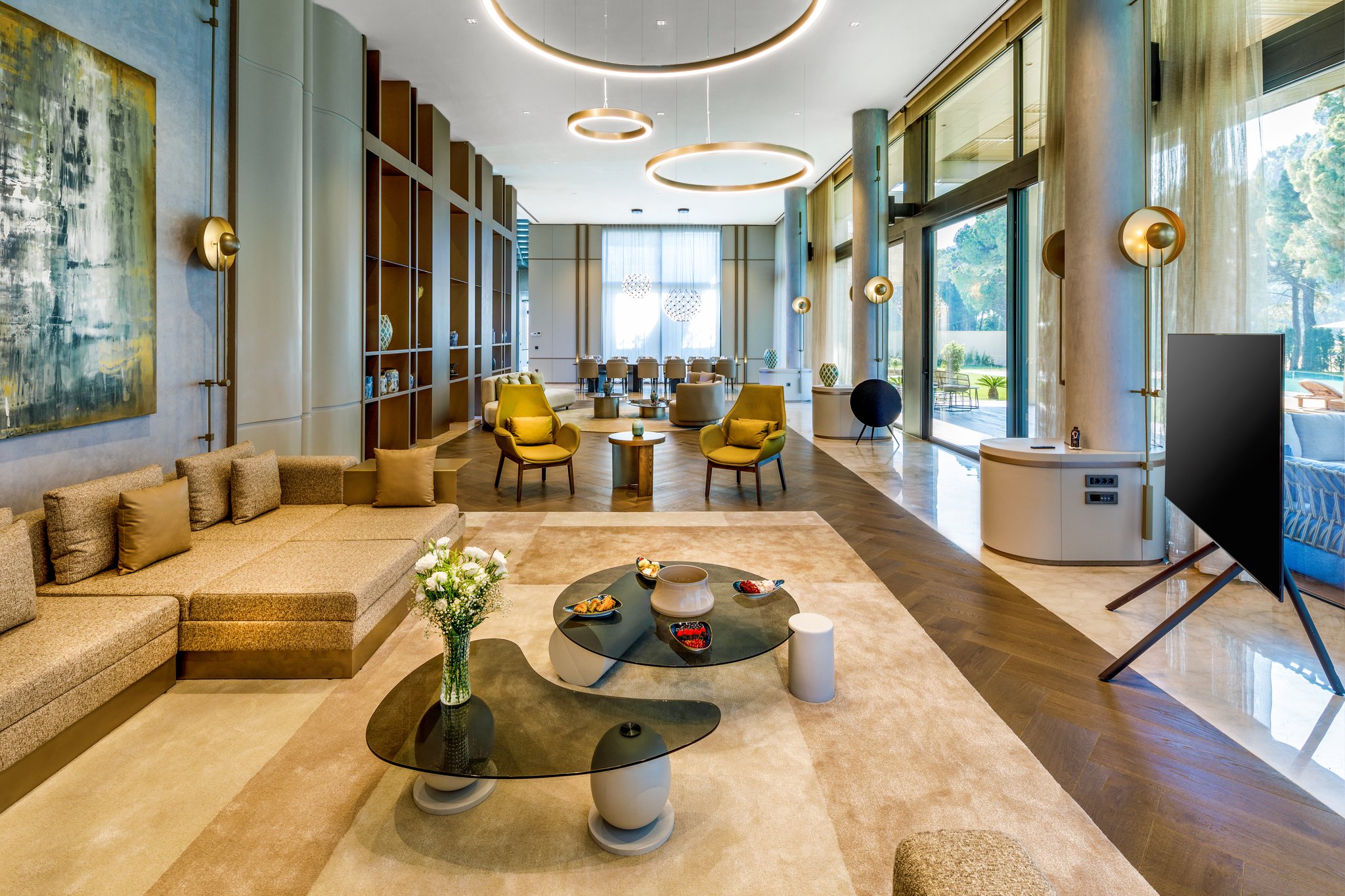 lYdLCGArk0GpH5IWX2l0AA_Grand_Mansions_Living_Room_1_S