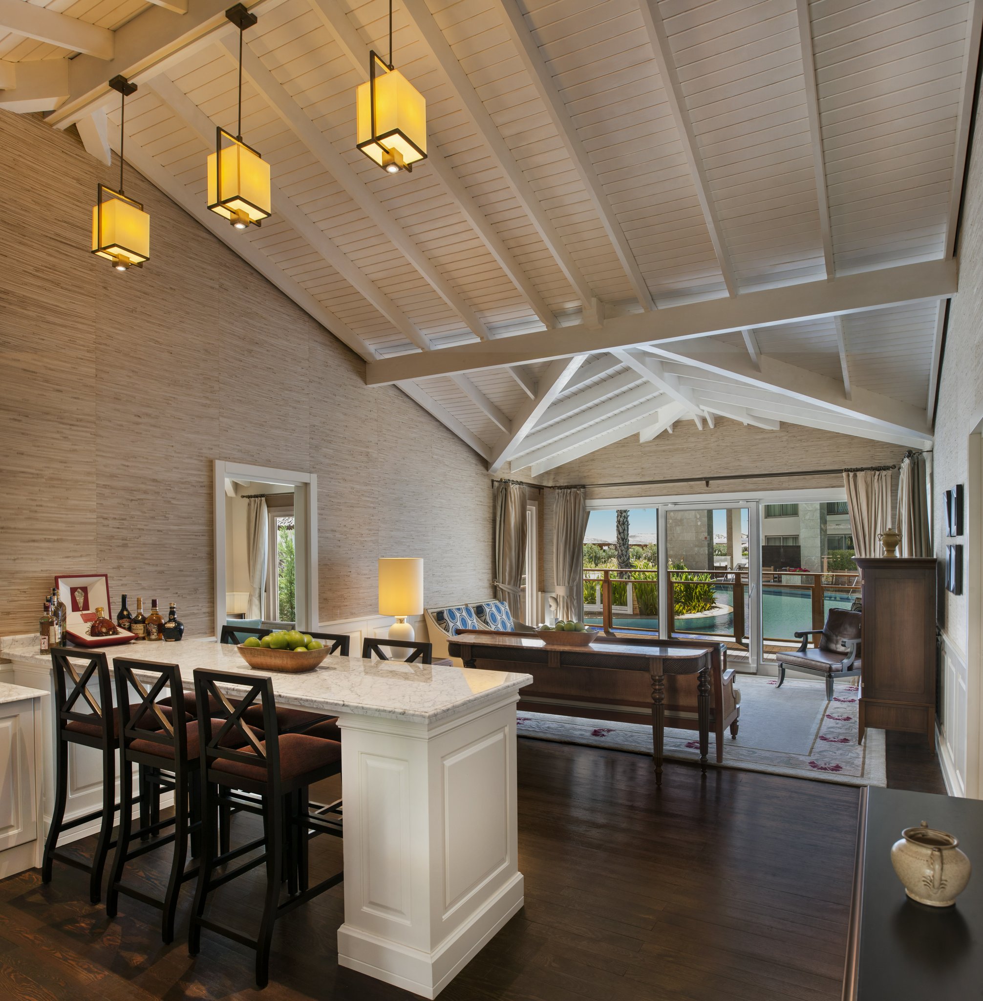 i1lYkzd10anOzxVN0U1qg_Smim_Up_Villa_Living_room_S