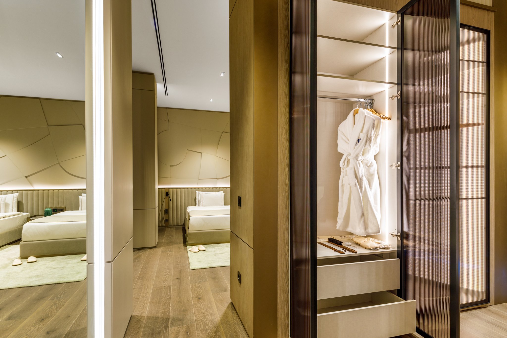 Q8Nc9jWoUqavfygcIoA2w_Grand_Mansions_Vip_Twin_Room_2_S