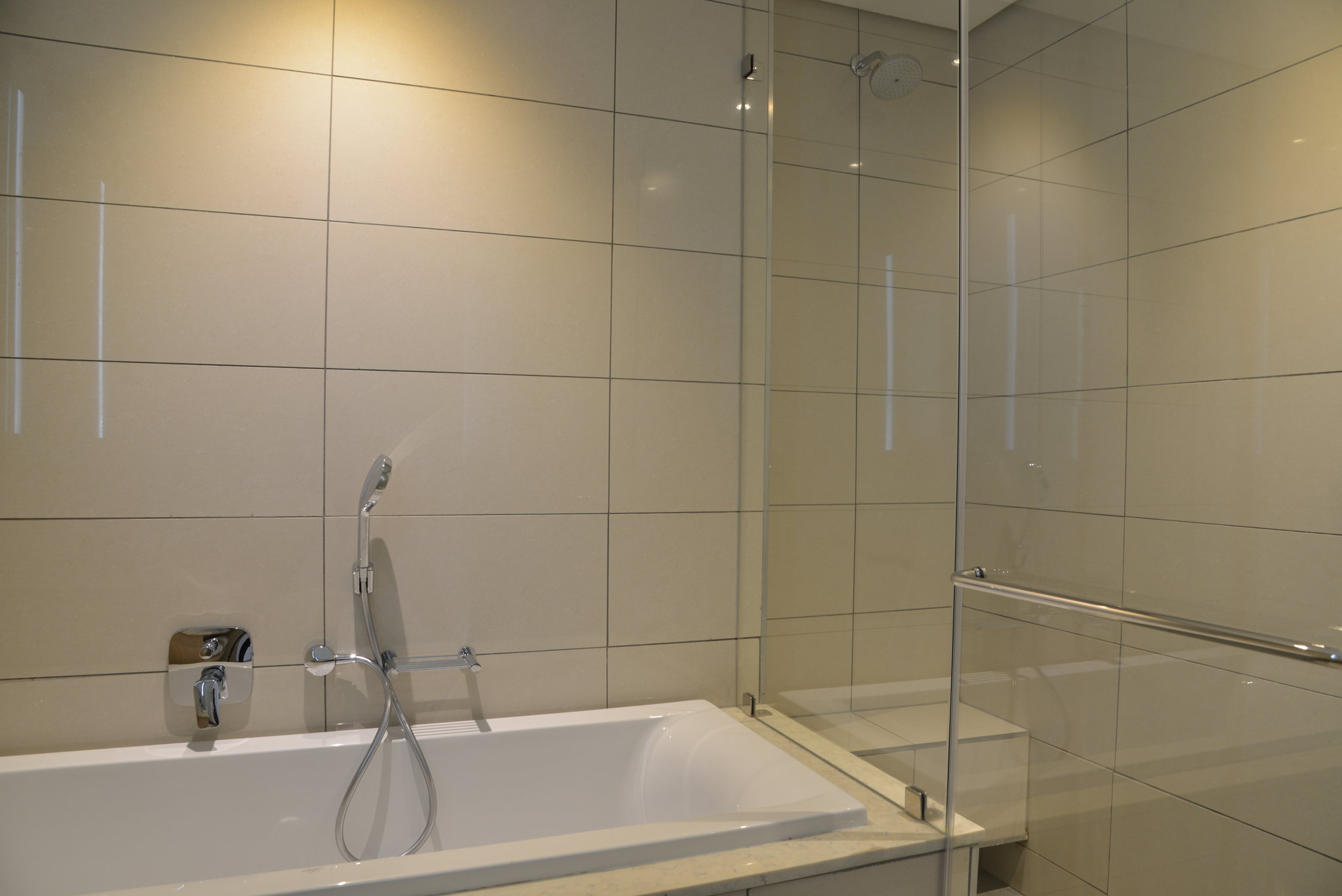 Exec_Suite_Room_2017_(8)_S