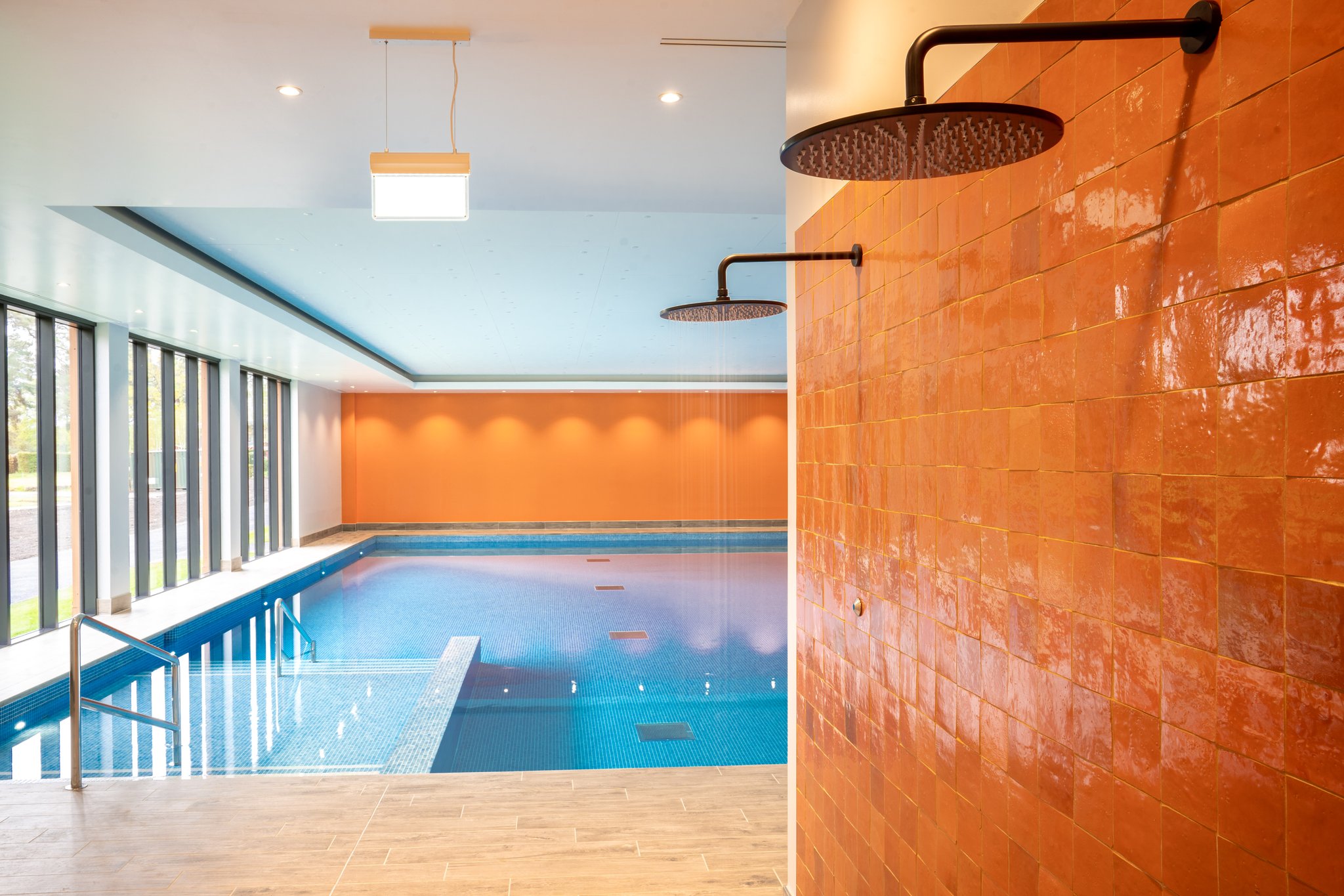 SgldRMF2ckKCyuHsWn3xxw_Indoor_Pavilion_Pool_S