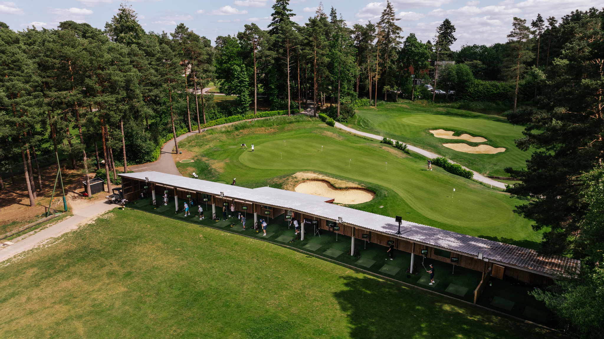 CPsVMExwSESgDW6vgPVv5g_DrivingRange_S