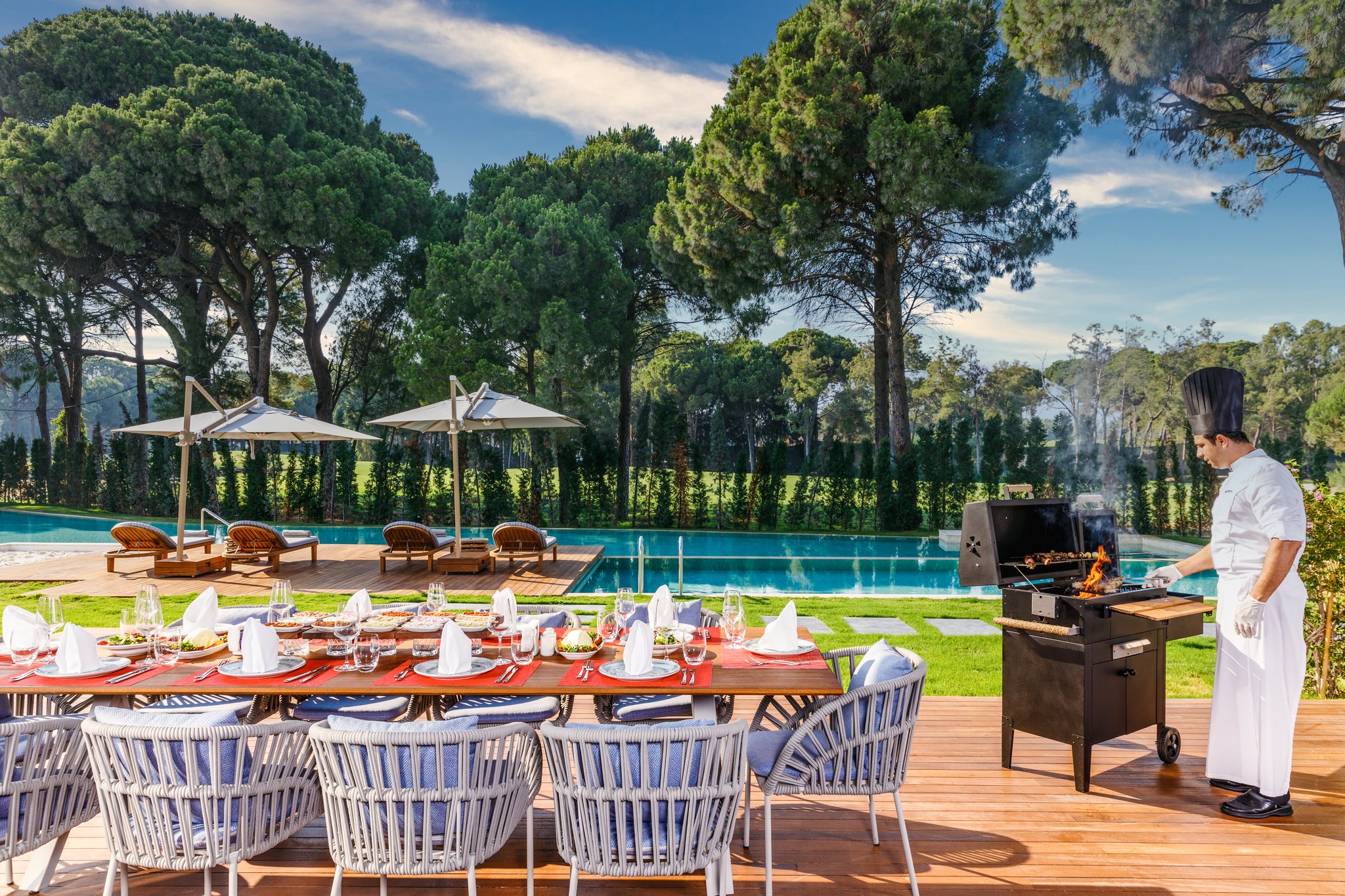 1FlGNJITzUC5Y831PKaig_Grand_Mansions_Ourdoor_12_S