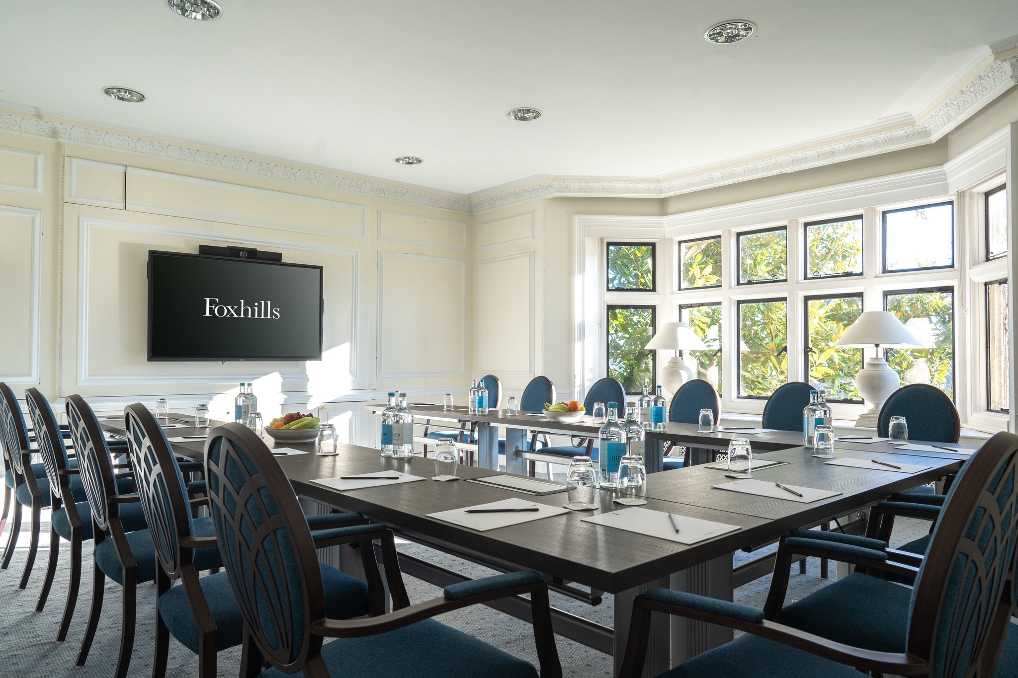 a00ecWluC0WAe1sDkl6SJA_Ivatt_Meeting_Space_S