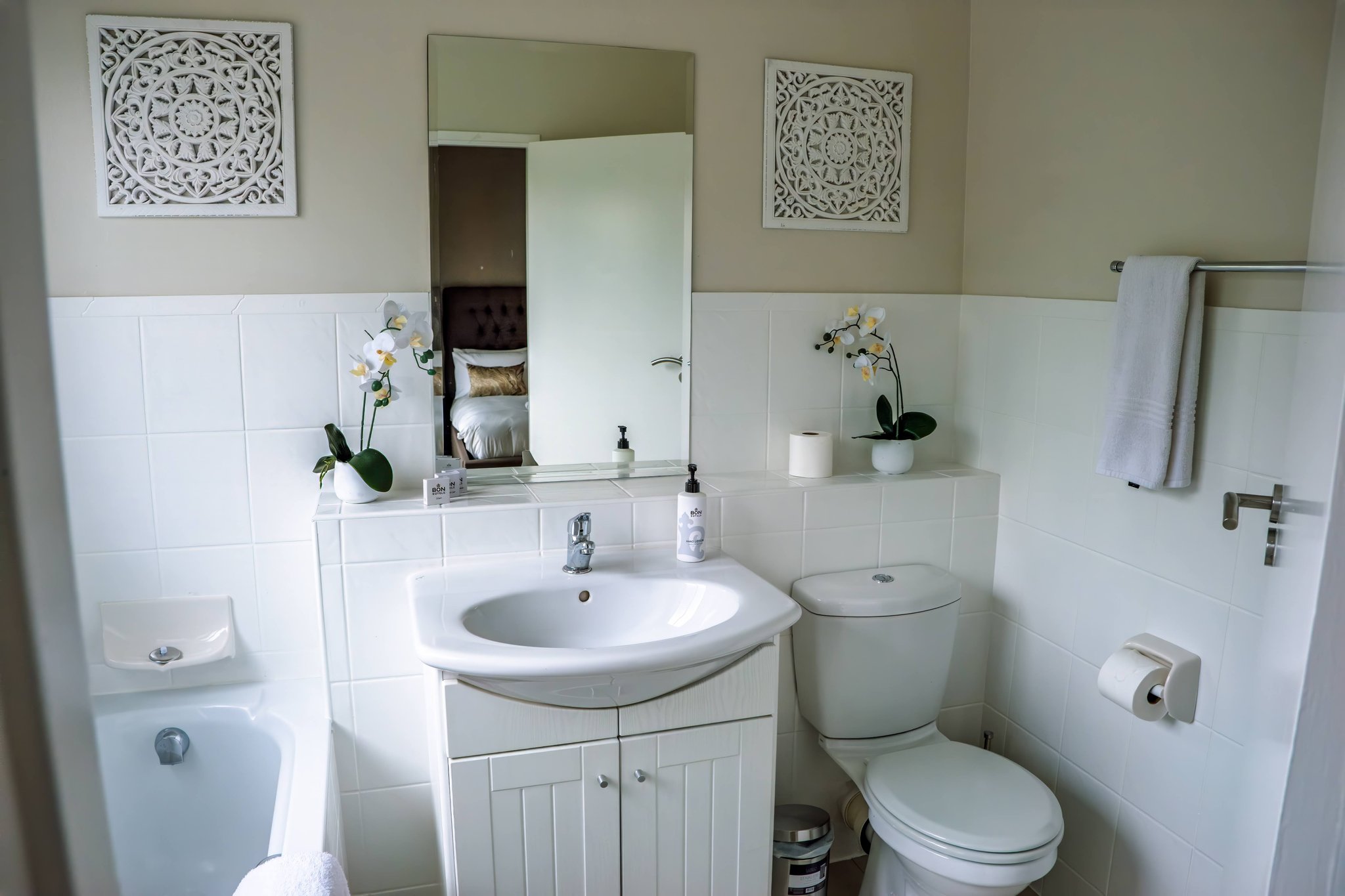 Premium_Two_Bedroom_Apartment-03_S