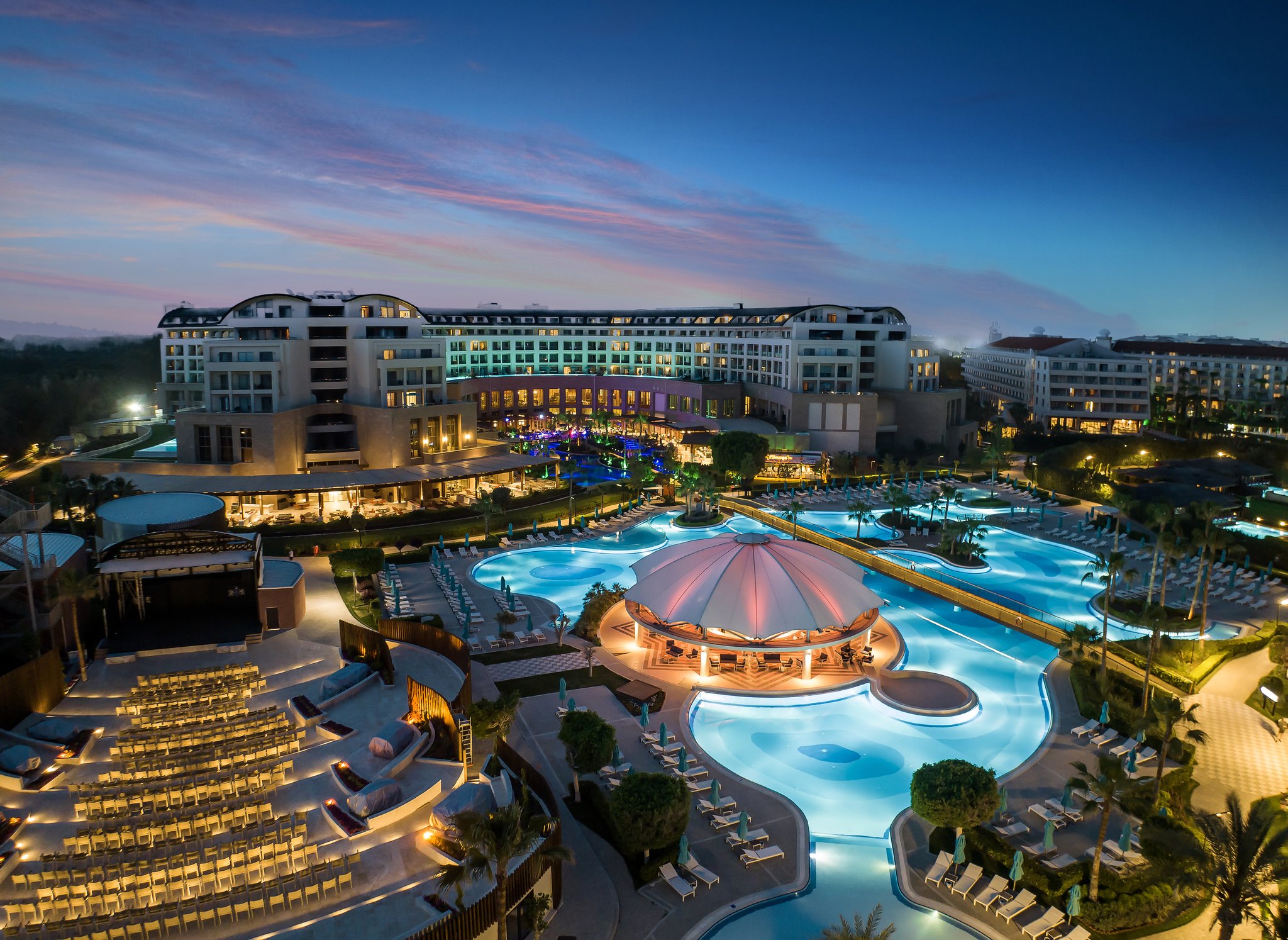 TAqH2ad1wUaVhajSPvTTnA_Exterior-07_S