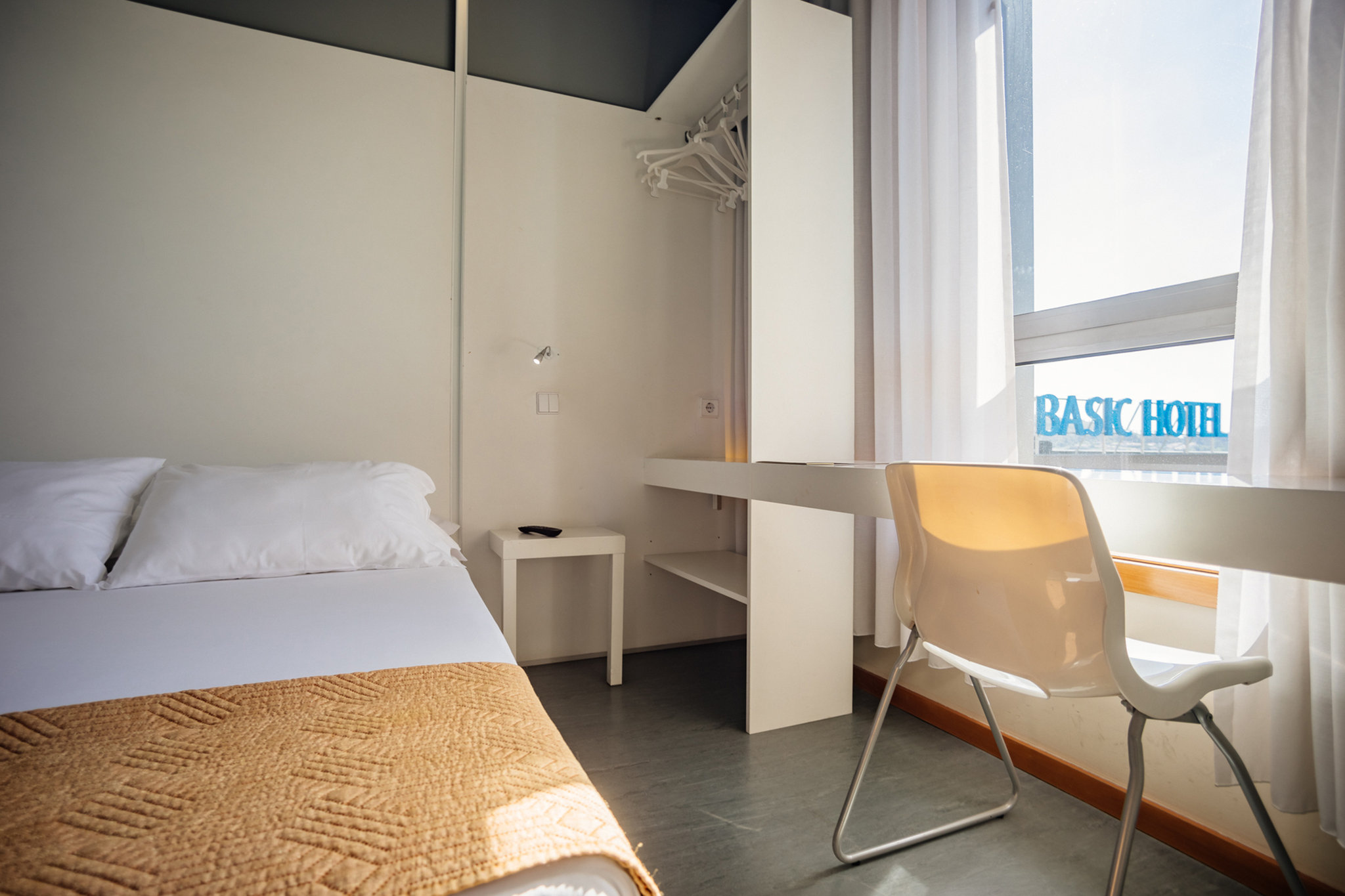 TafxziFtGkKqY6lu8tyU4w_Double_Room2.jpg_S