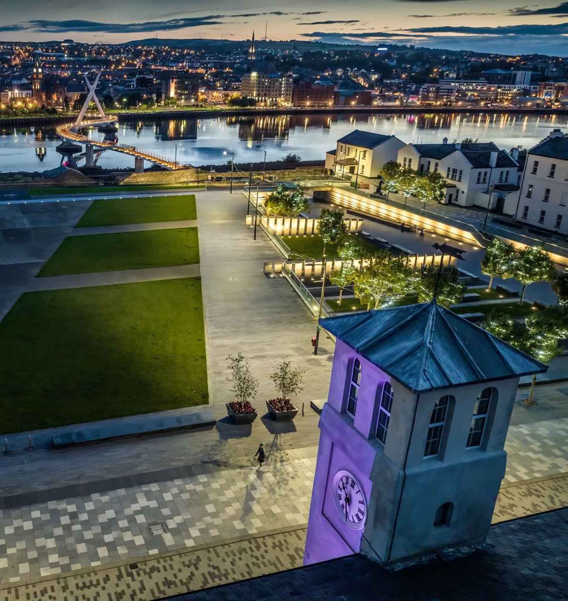 Exterior_River_City_View_S