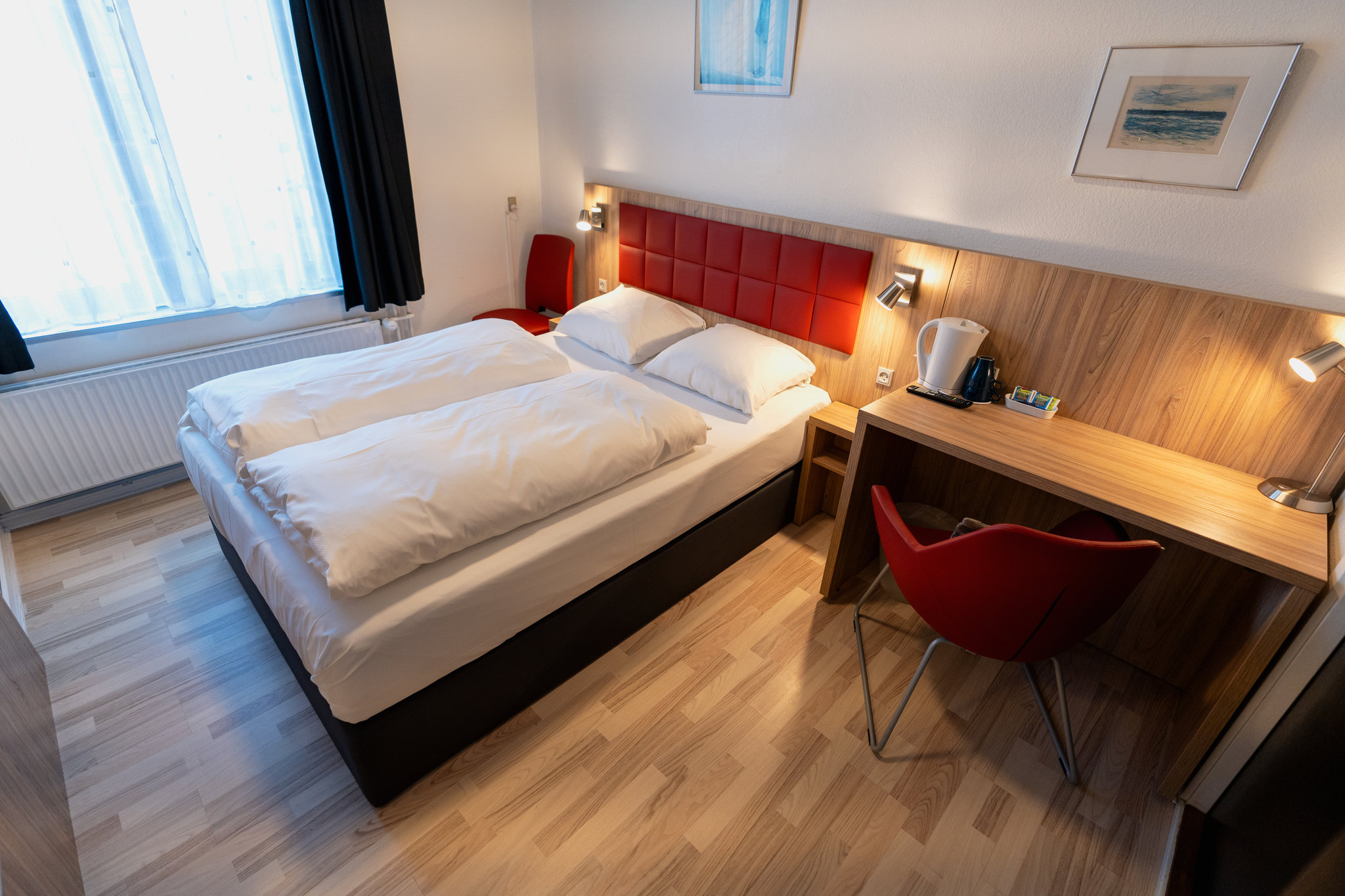 small-double-room-prinsen-hotel-first-partner-aalborg-A74_S
