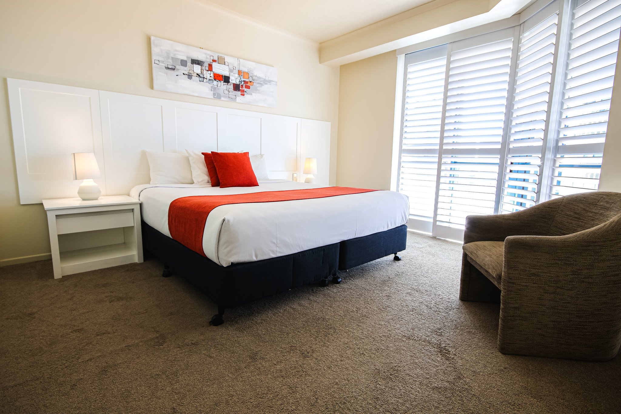 X0tXVbMuikuAIv07A0rA_Main_Bedroom_-_1010_S