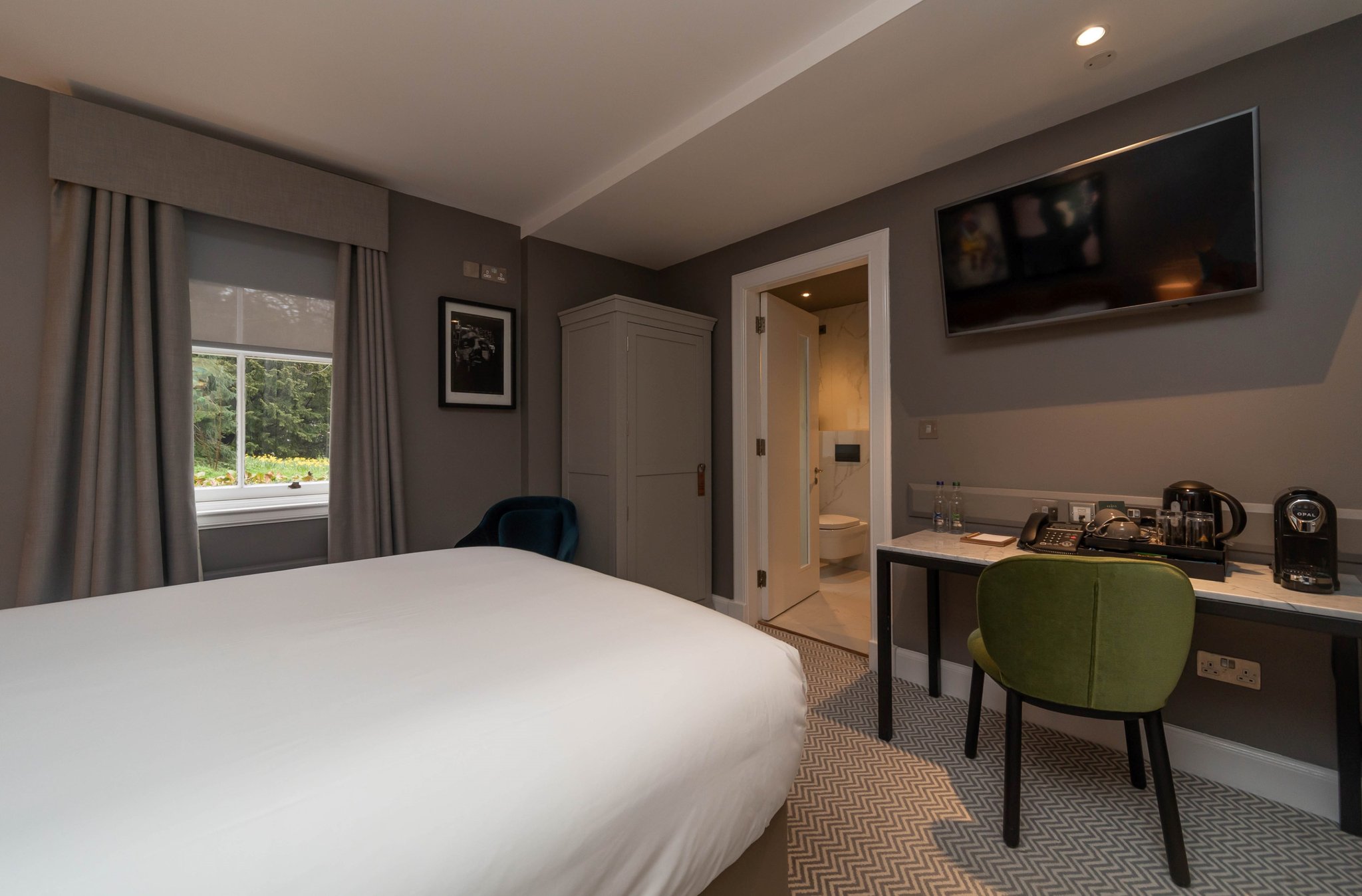 The_Scott_-_Cosy_Room_1_S