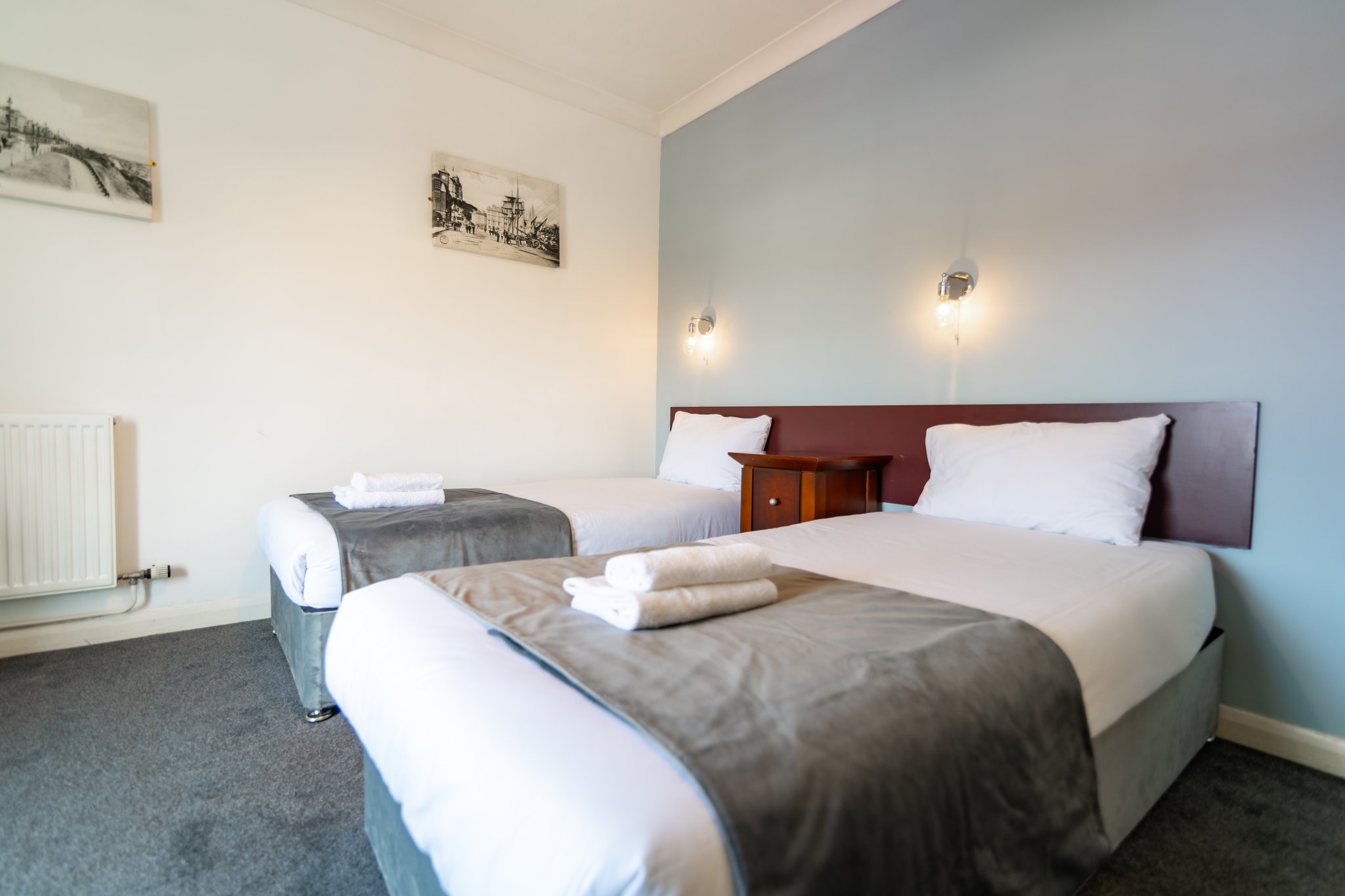 Twin_room_cityview_4_S