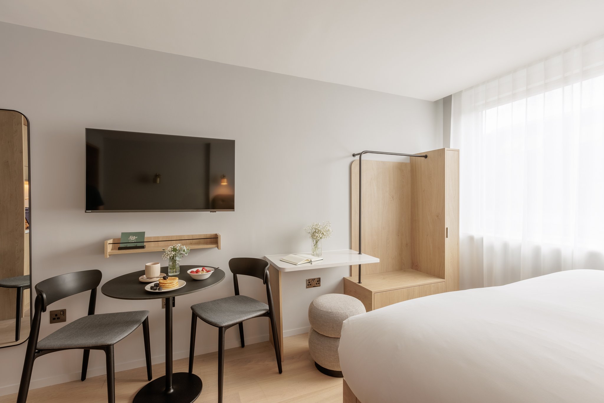 Studio_for_three-14_S