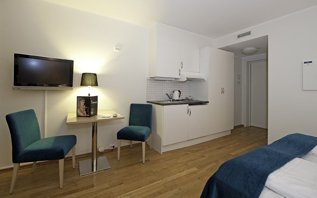 22700_standard-double-room-first-hotel-city-tromso_0008_R