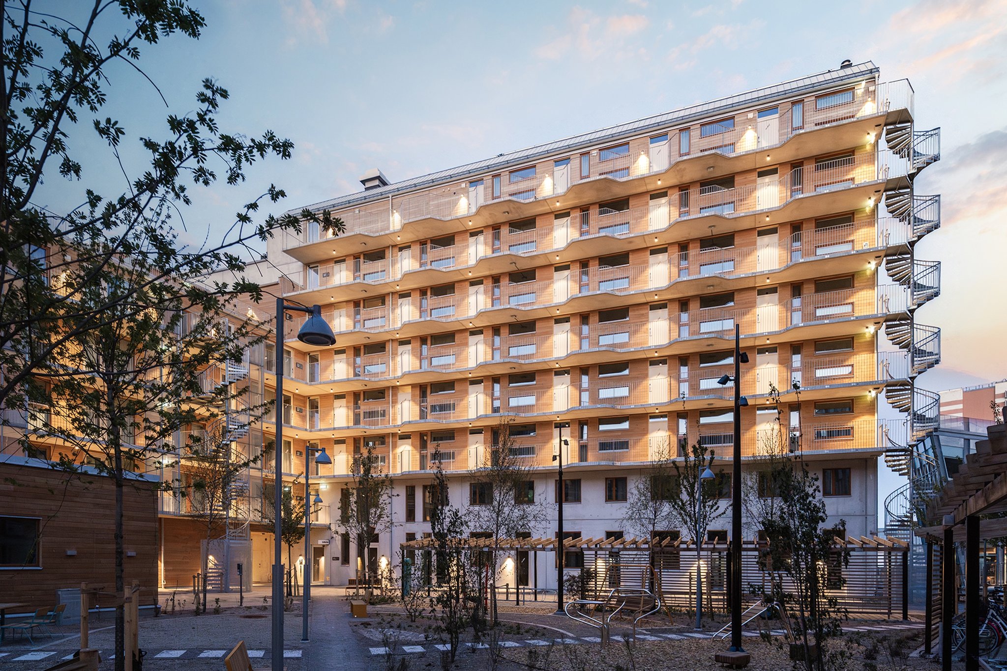 o2lxCF2Bh024DPa7nnZXSw_Exterior_S