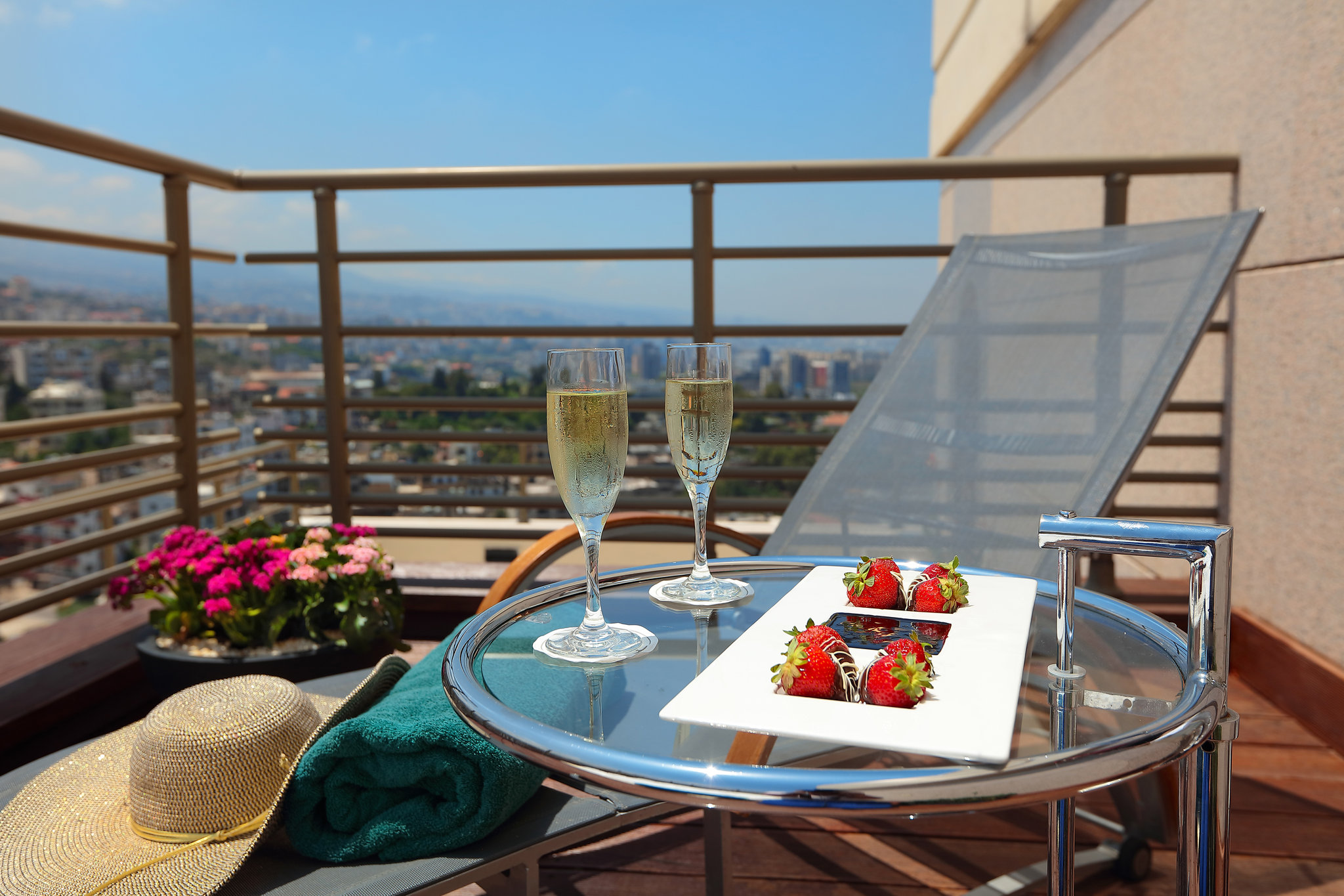 Ambassador_Suite_-_PRE1-Outdoor_setup_S