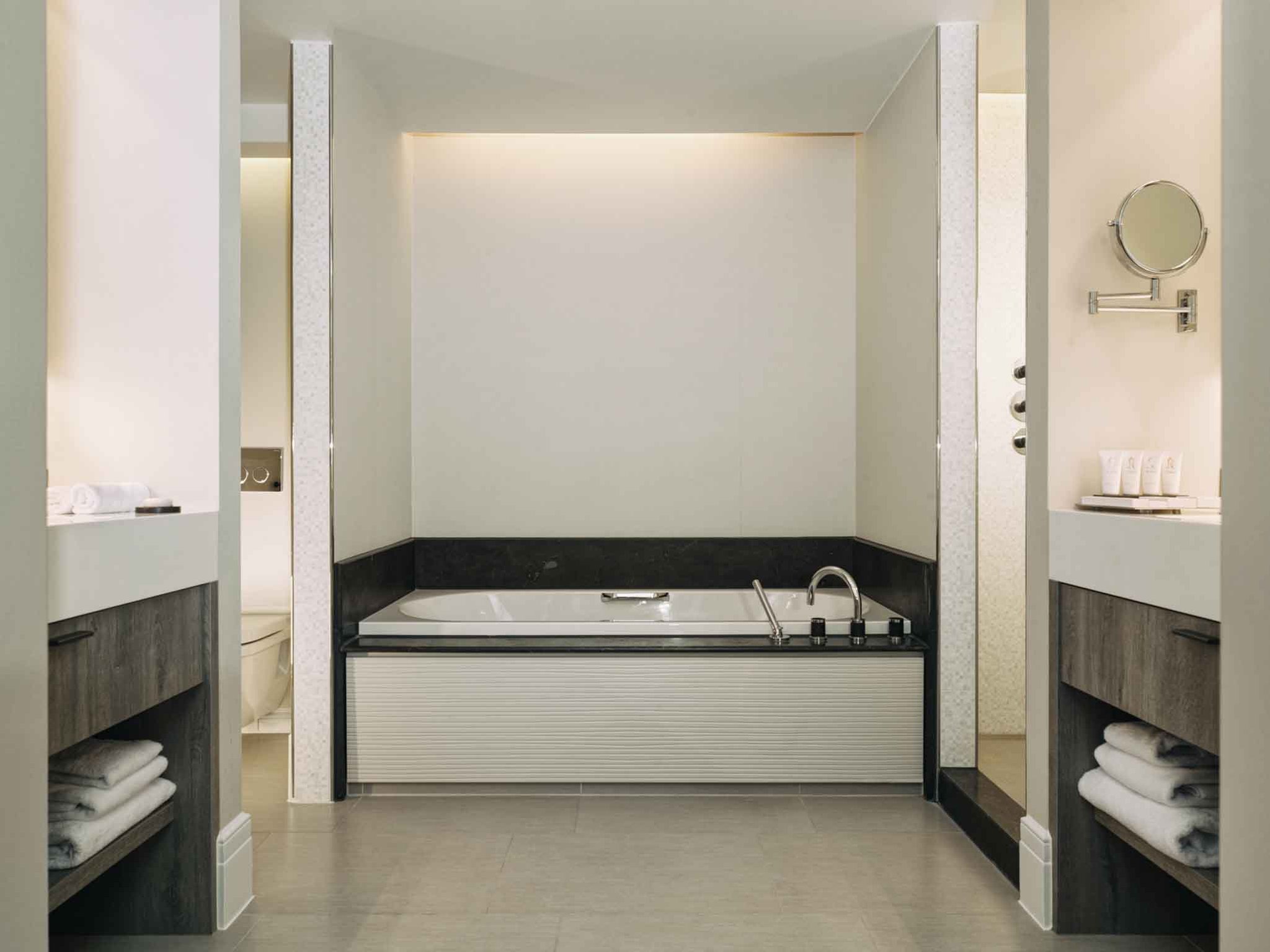 9c2FRLzPSU6Ryou6ckVshA_Junior_Suite-02_S