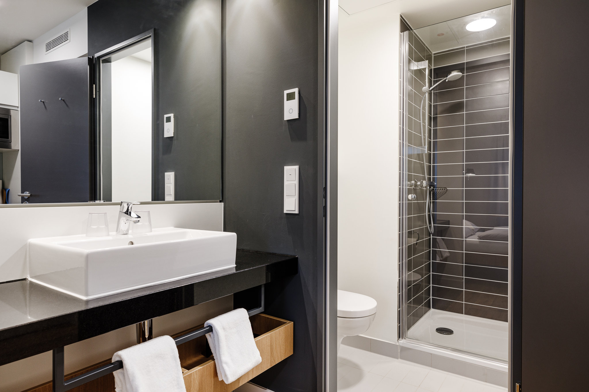 Standard_room_1_double_bed-00_S