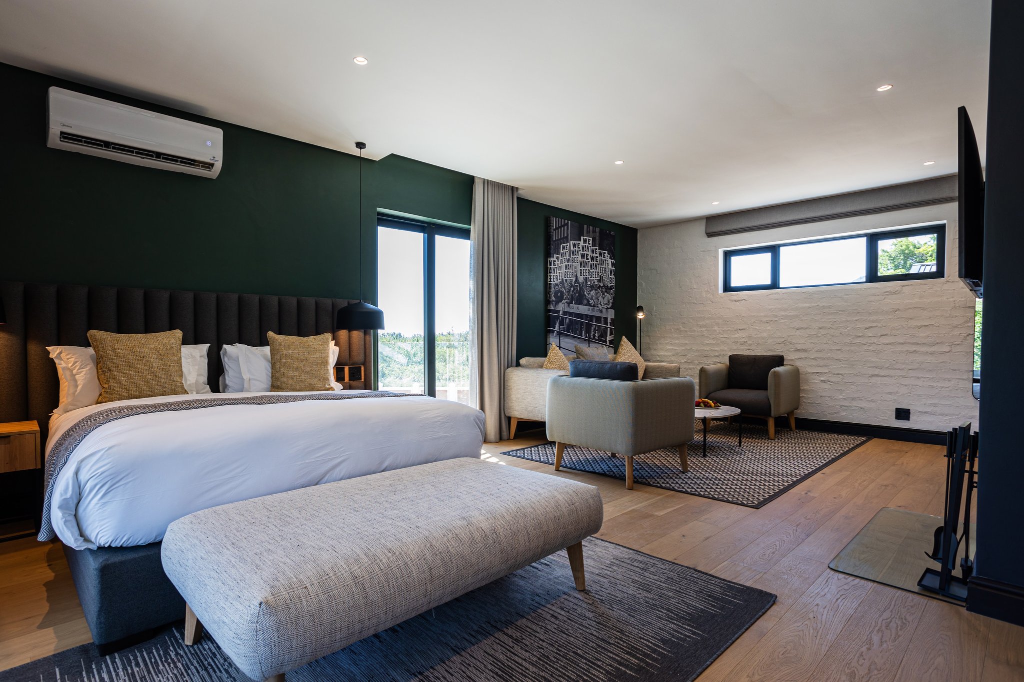 Executive_room_(28)_S