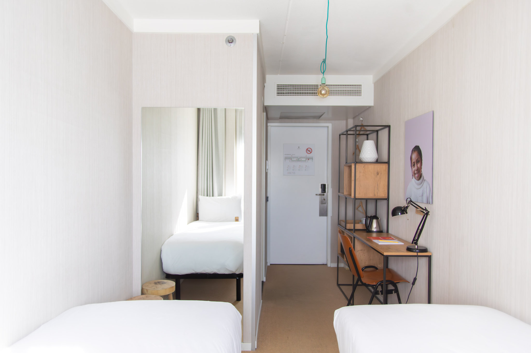 Good_Twin_Water-Good_Twin_Dockside4_S