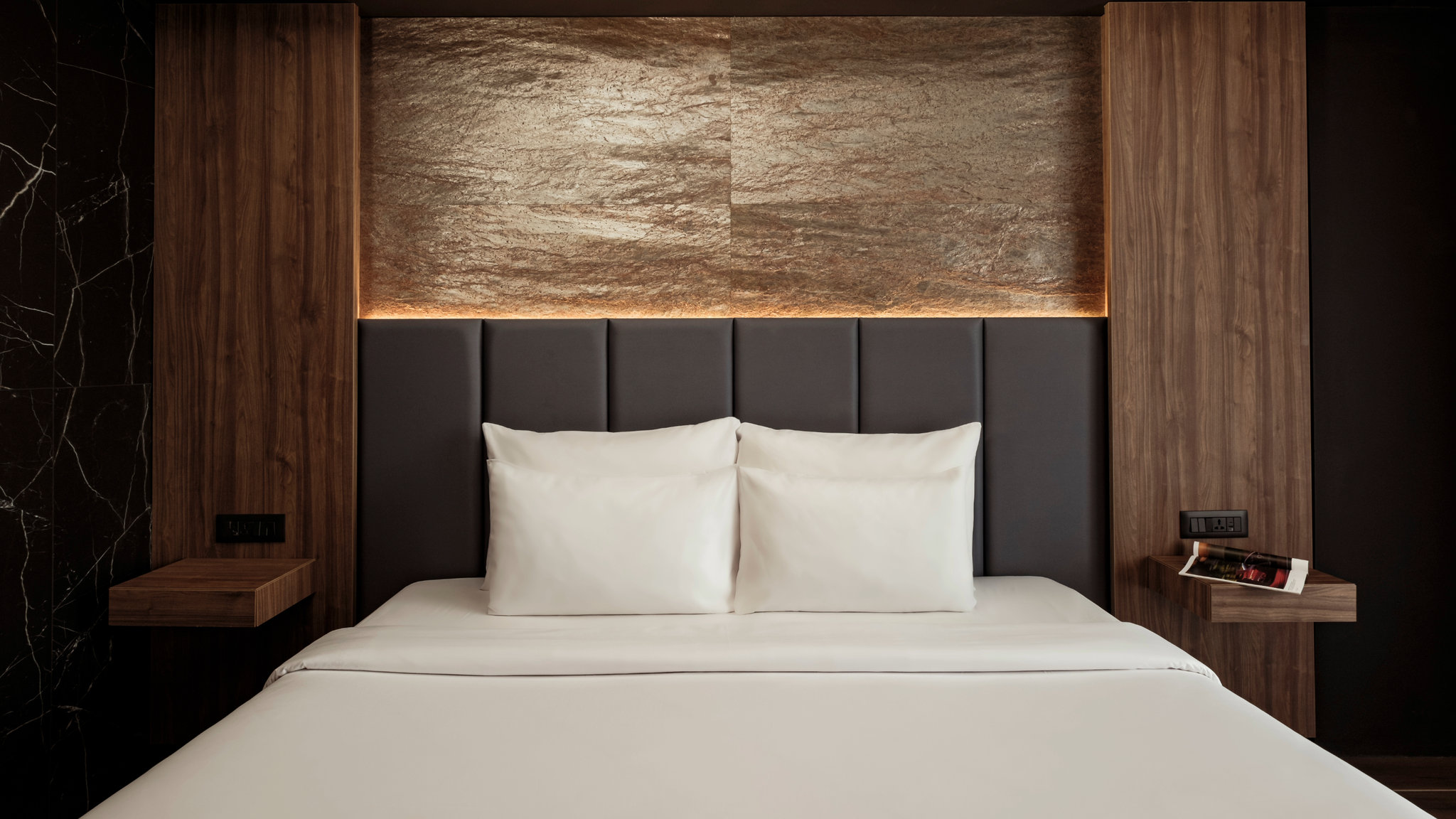 AX_ODYCY_-_Rooms_-_Deluxe_Quad_Room_Sea_View_(5)_S