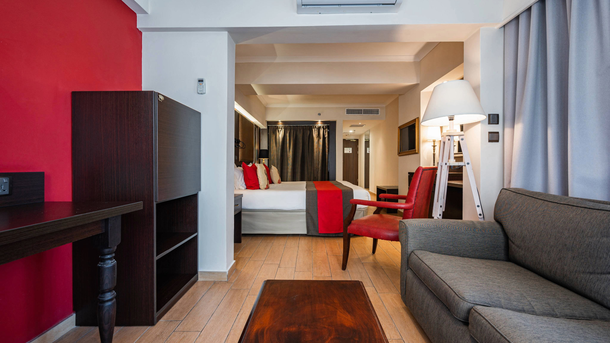 AX_The_Victoria_Hotel_-_Junior_Suite_(7)_S