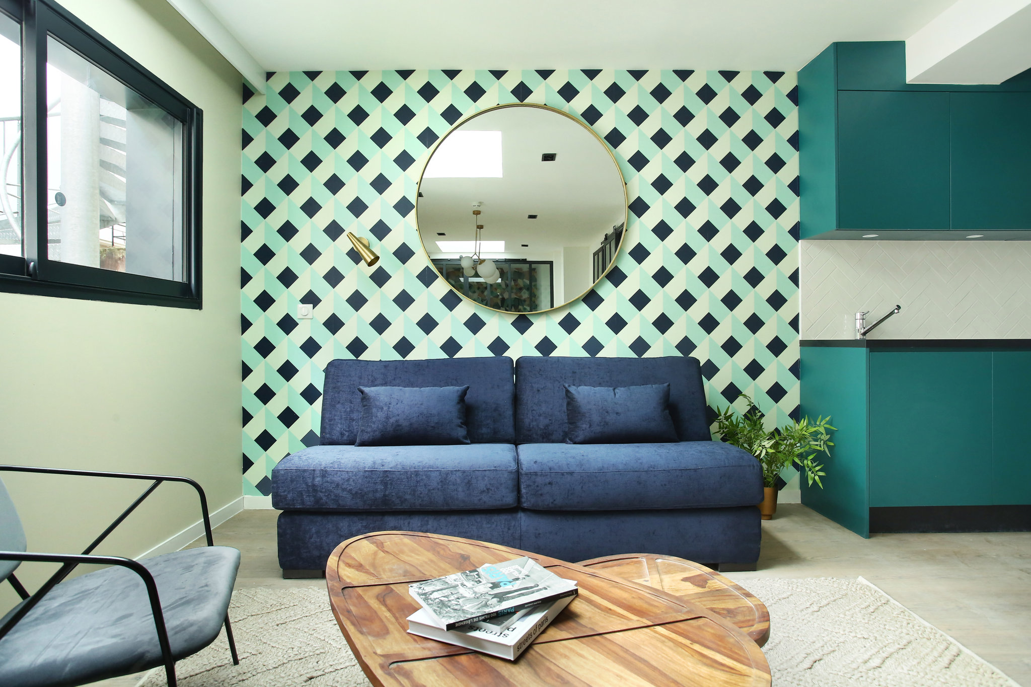 SYuLjILmUCEYaGA5CduCA_Two-Bedroom_Apartment_Ess_Six_Perso_S