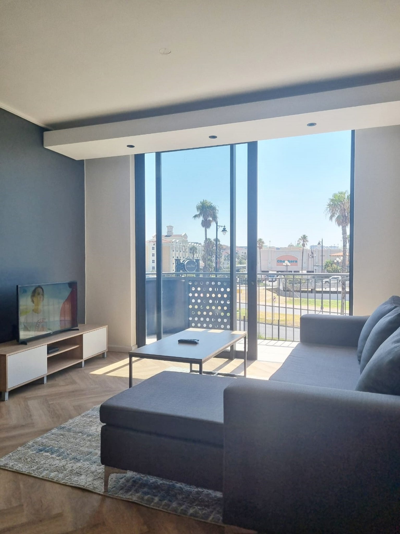 On_park_one_bedroom_-22_S