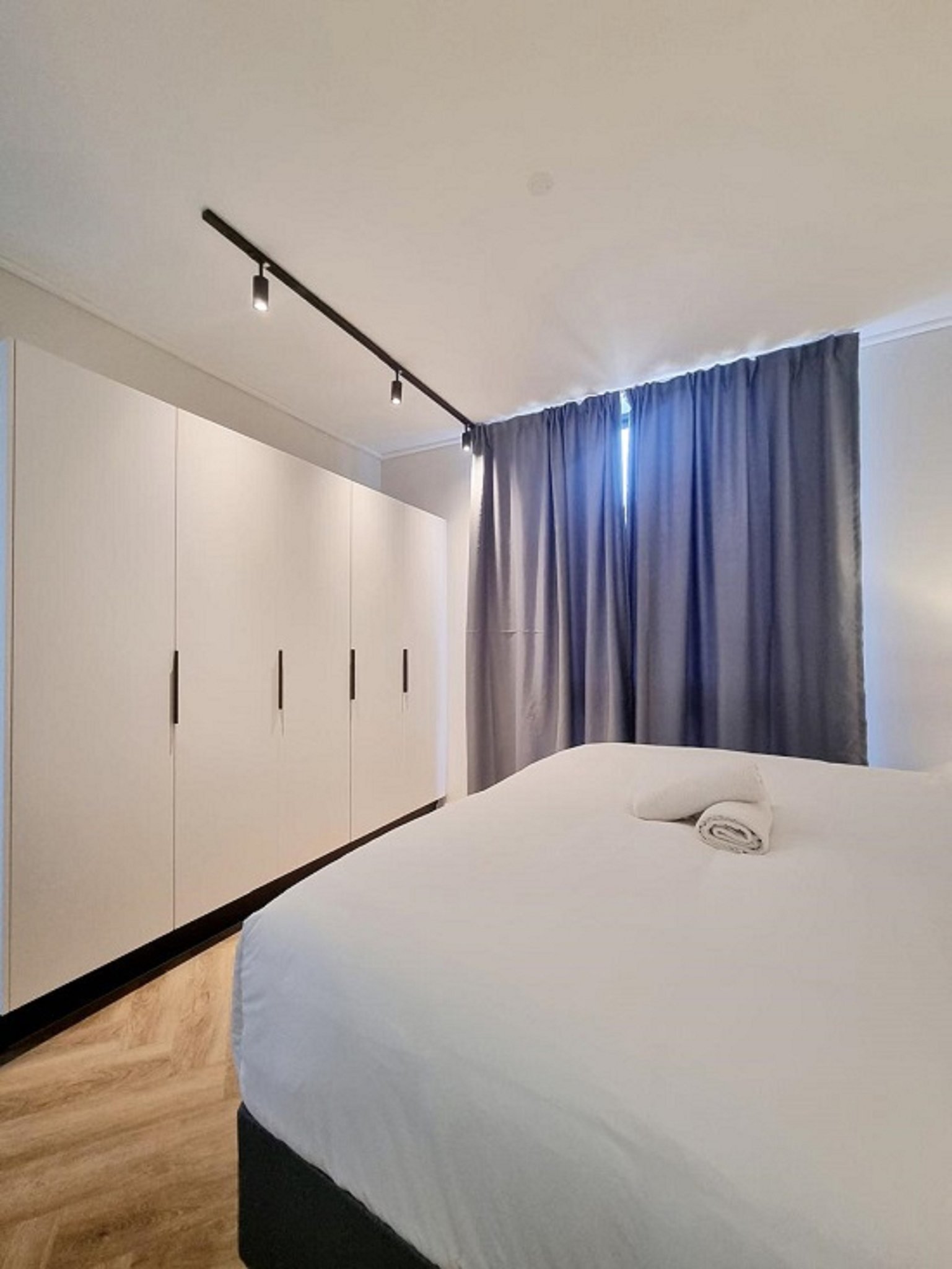 On_park_two_bedrooms-09_S