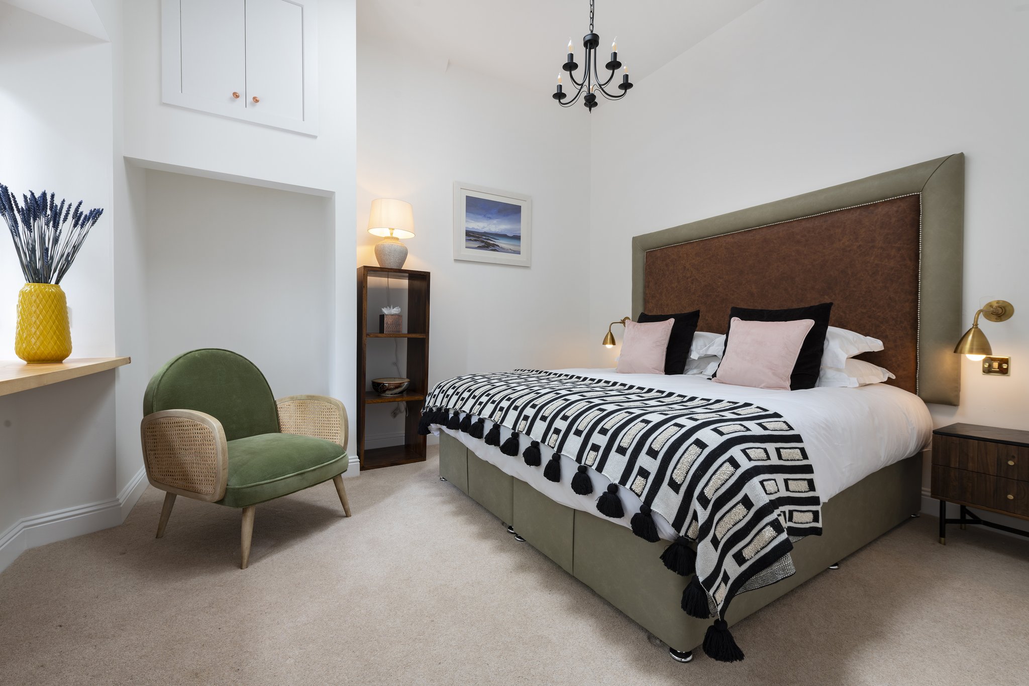 Gatelodge_Bedroom_1_S