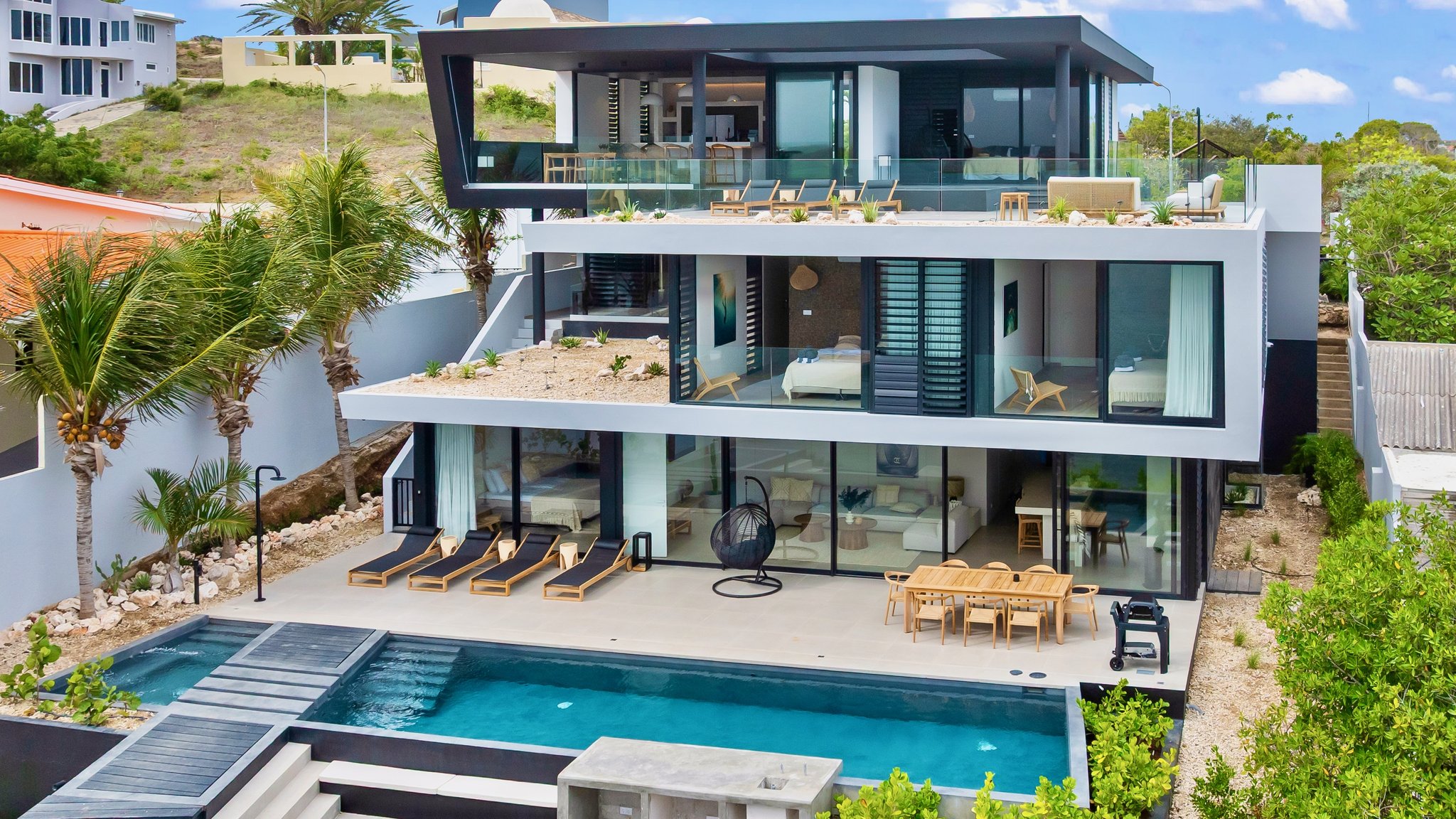 D81SHQkKYUp4WLnoD8A_The_Wave_Facade_S