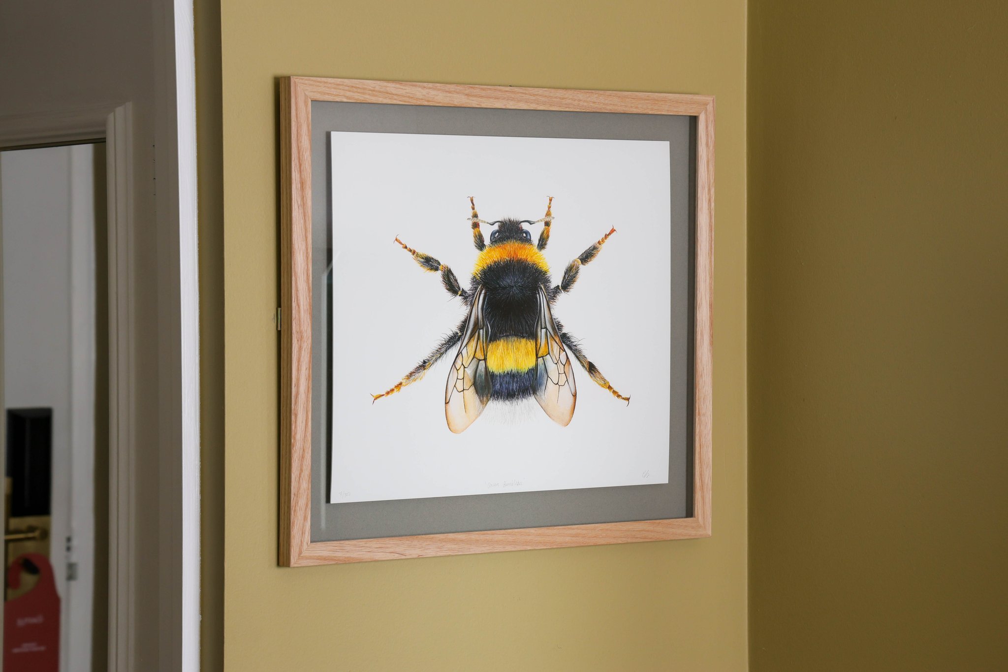 Bedroom_artwork_bumble_bee_S