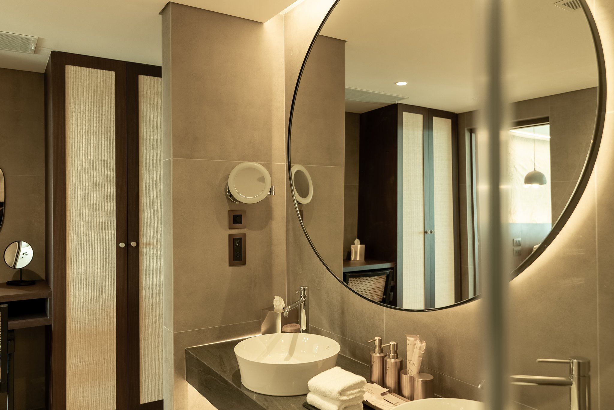 jihaDTcjEKW8WH5R25XQg_Verdala_-_Designer_Suite_-_Photos_(_S