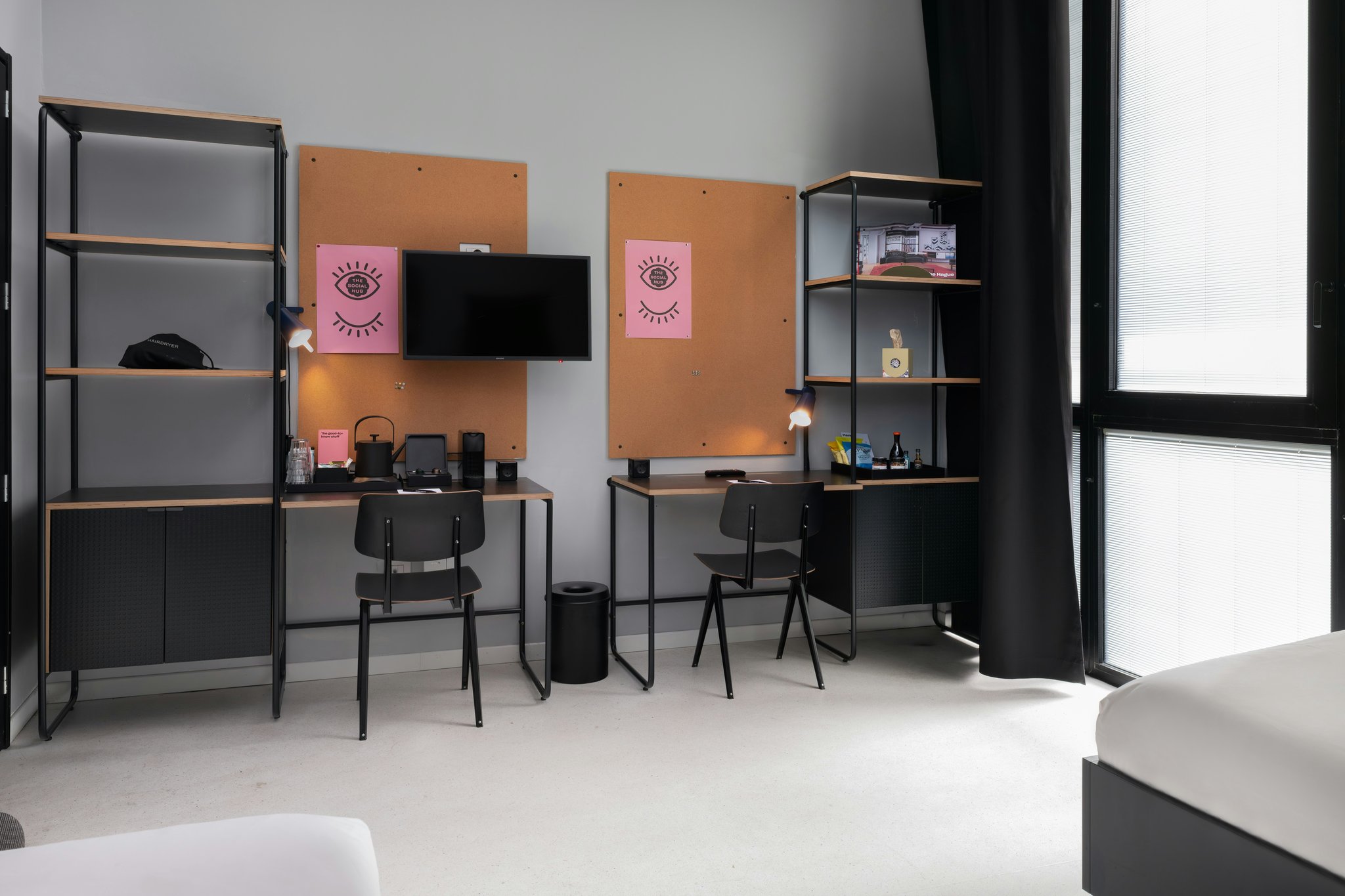 cQdprD8fG0q0VUVC9kyO1Q_Executive_Twin_(2)_S