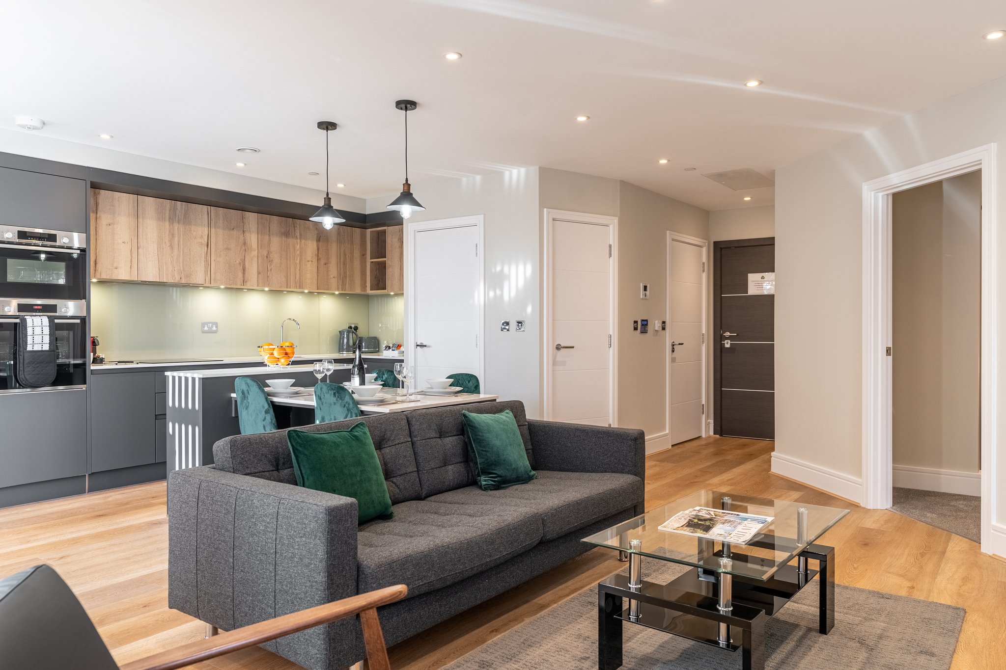 Two_Bedroom_Two_Bathroom_Apartment_(9)_S