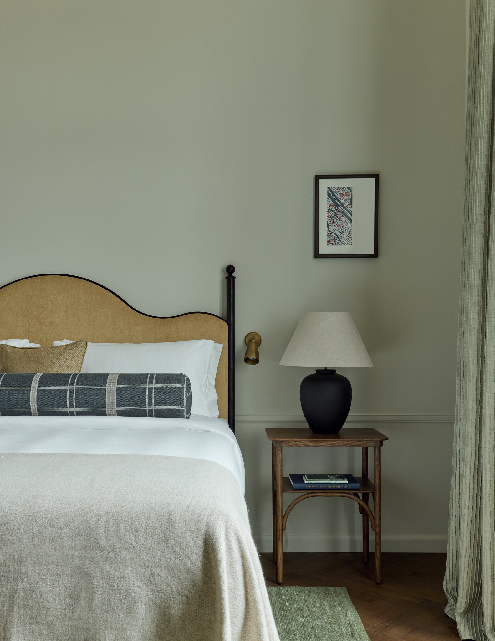 01OoMZyLw0S0Da1WLbTH6w_Deluxe_Room_(3)_S