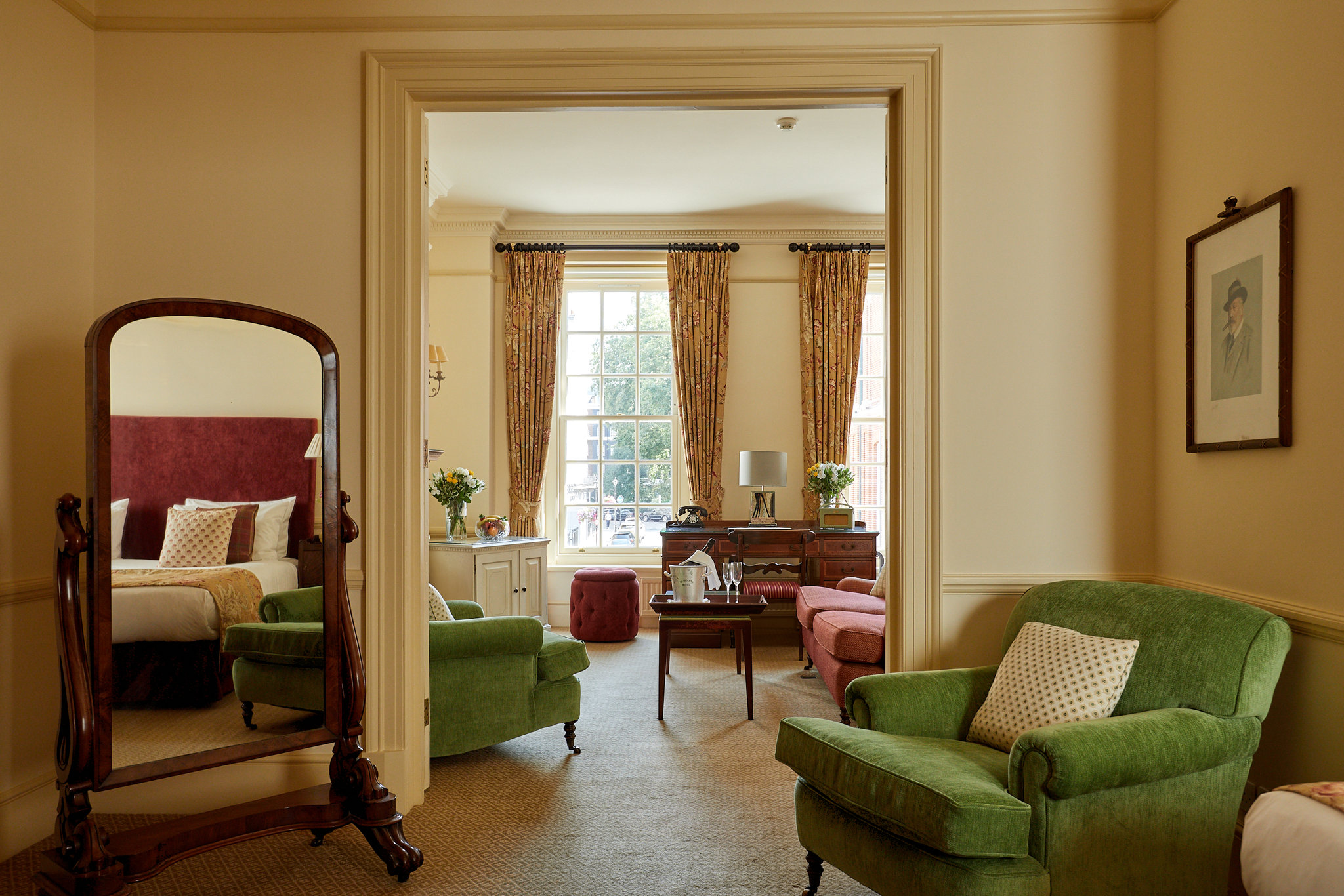 Centennial_Suite-03_S