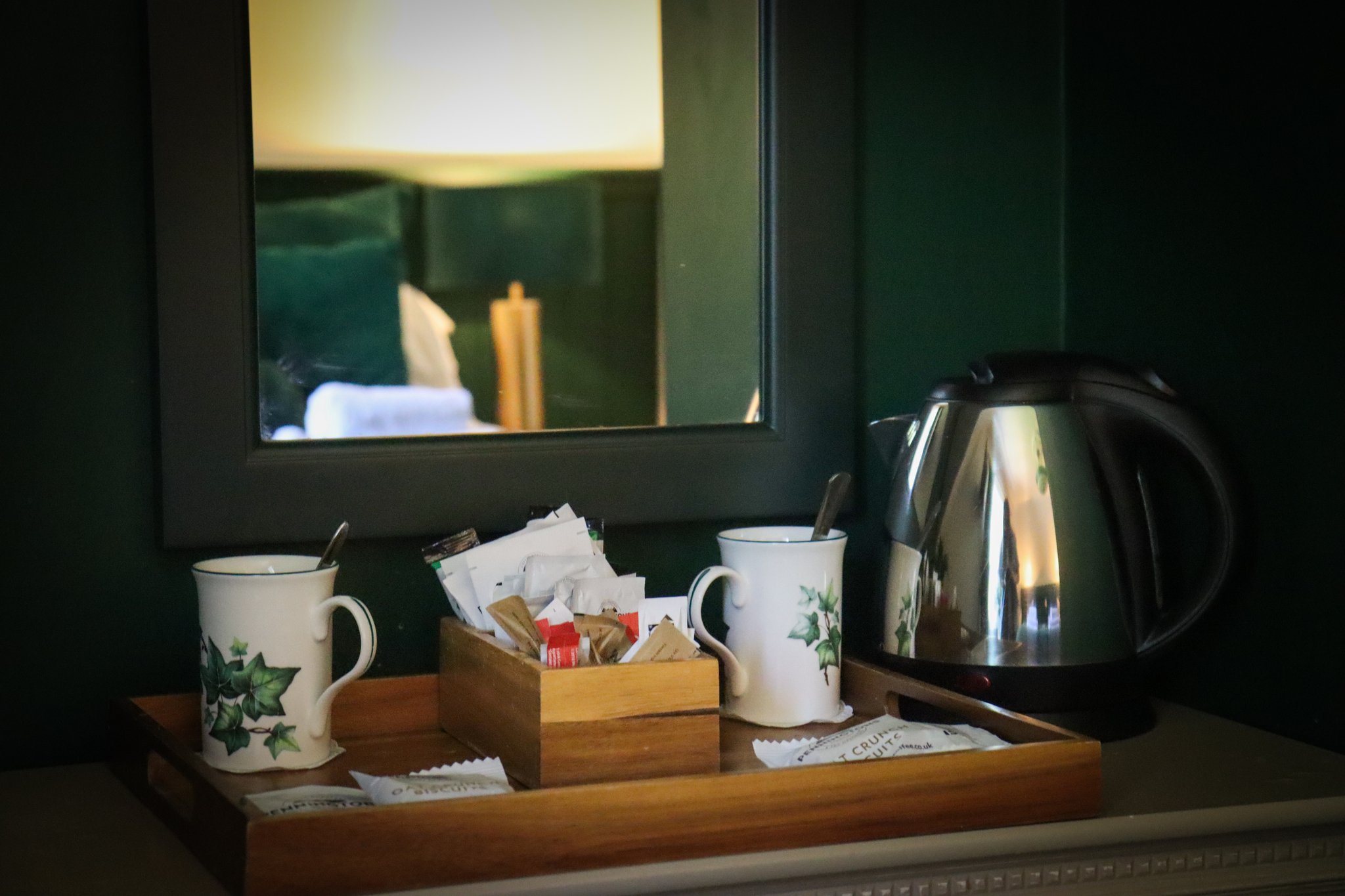 tJU2UqkFT0G7AGXiPLuSLw_Room_6_Deluxe_Double-02_S