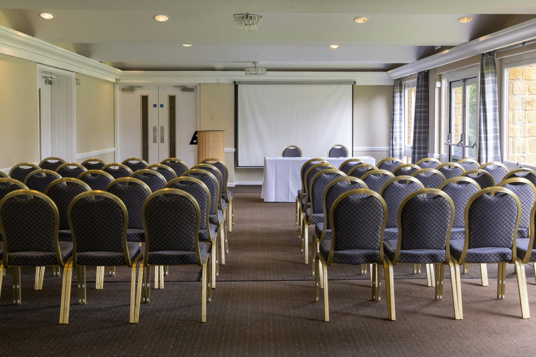 cbiqsTMR50KZmBmTOaGrw_Parkside_Meeting_Room_(1)_S