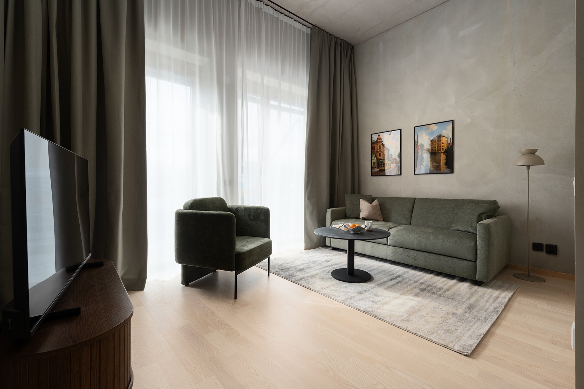 Four_Bedroom_Apartment-02_S