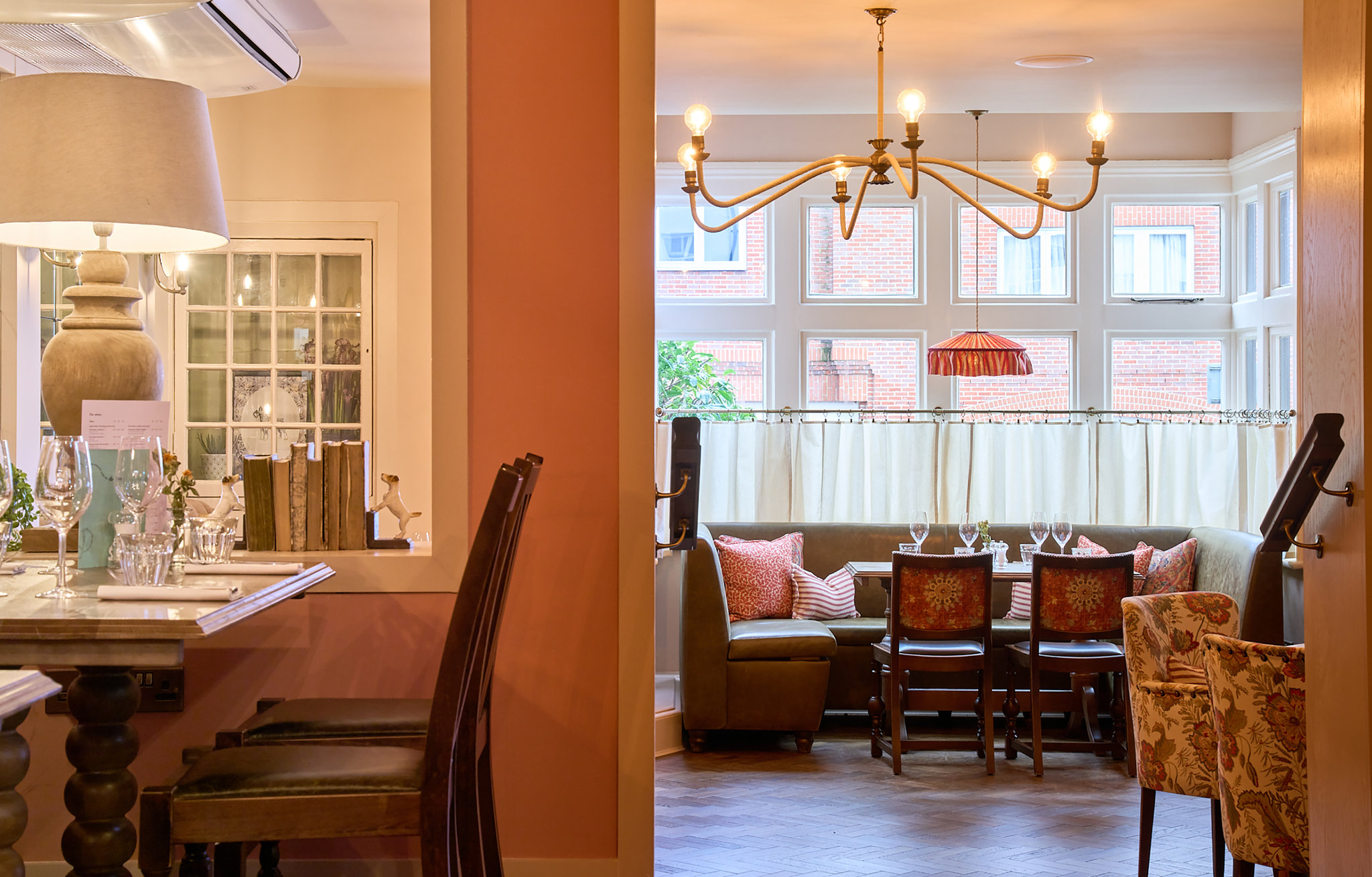 Bar_and_Restaurant16_S