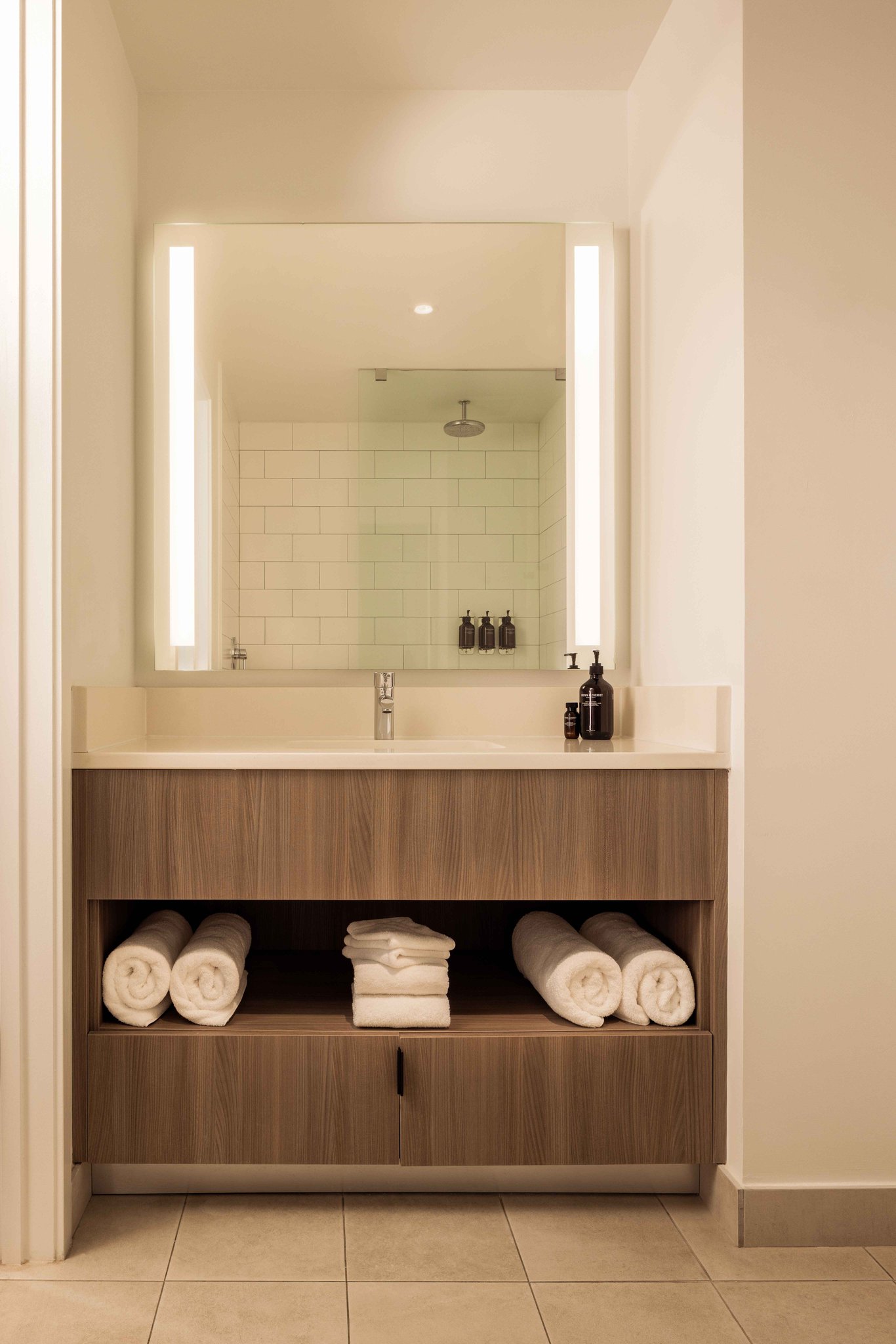 2_Bedroom_Apartment_-12_S