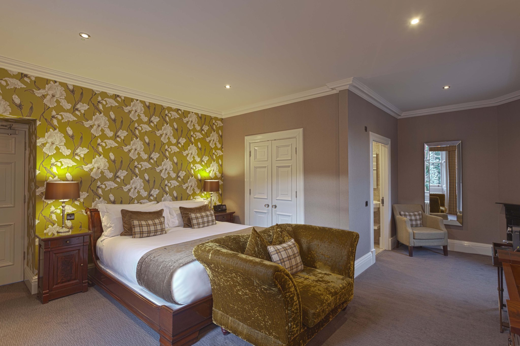 Castle_Room_Superior_(6)_S