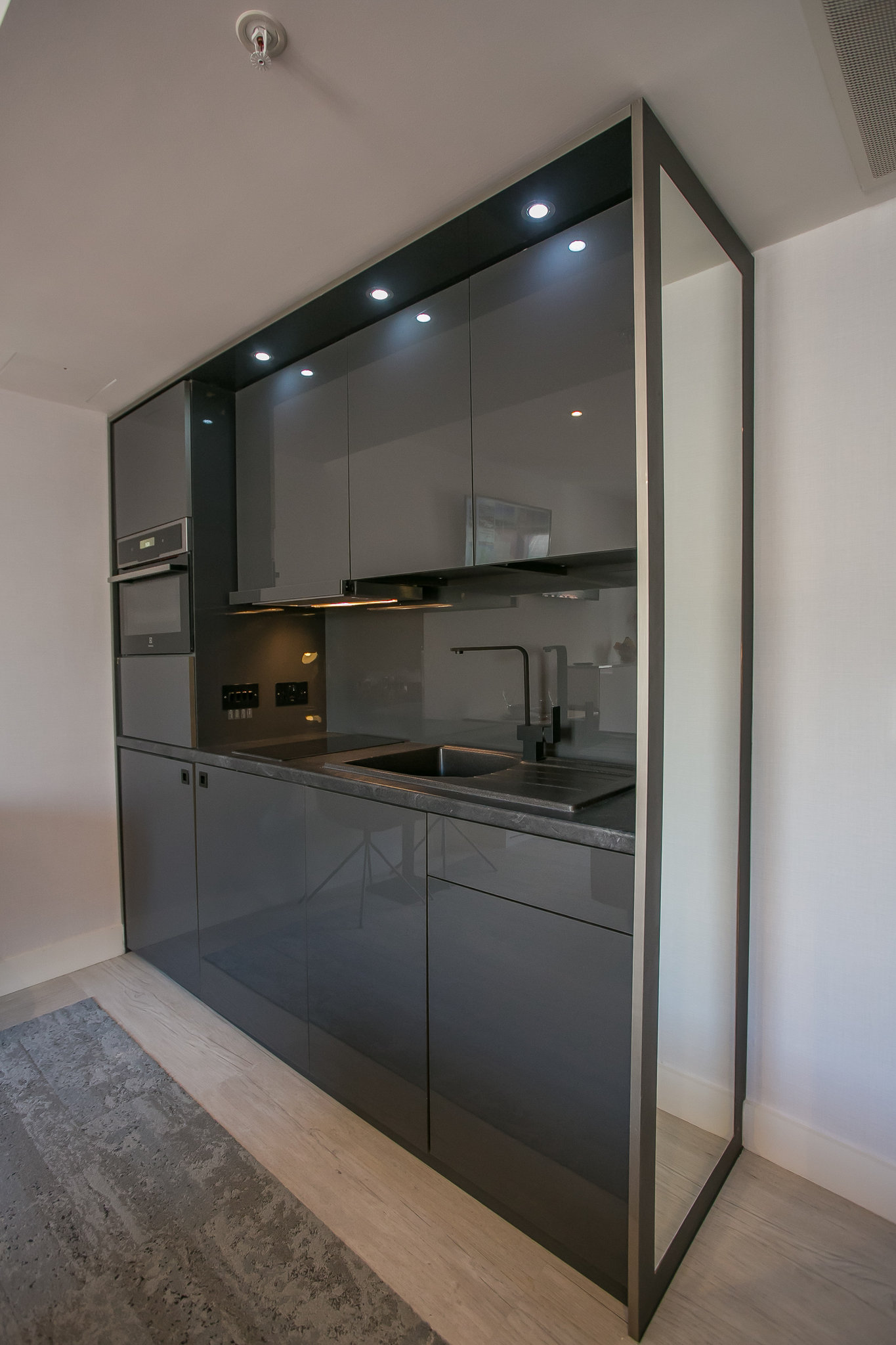 Superior_Studios_Kitchen2_S