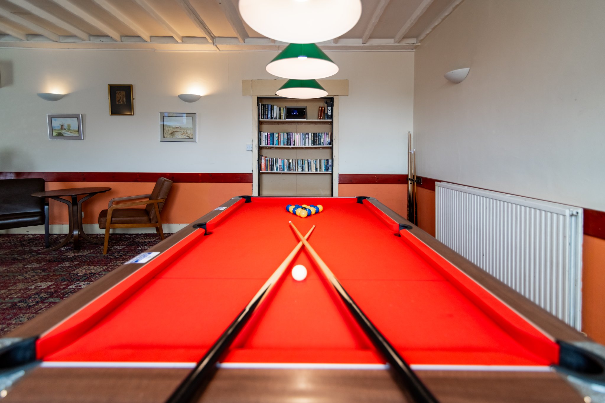 bar_pooltable_S