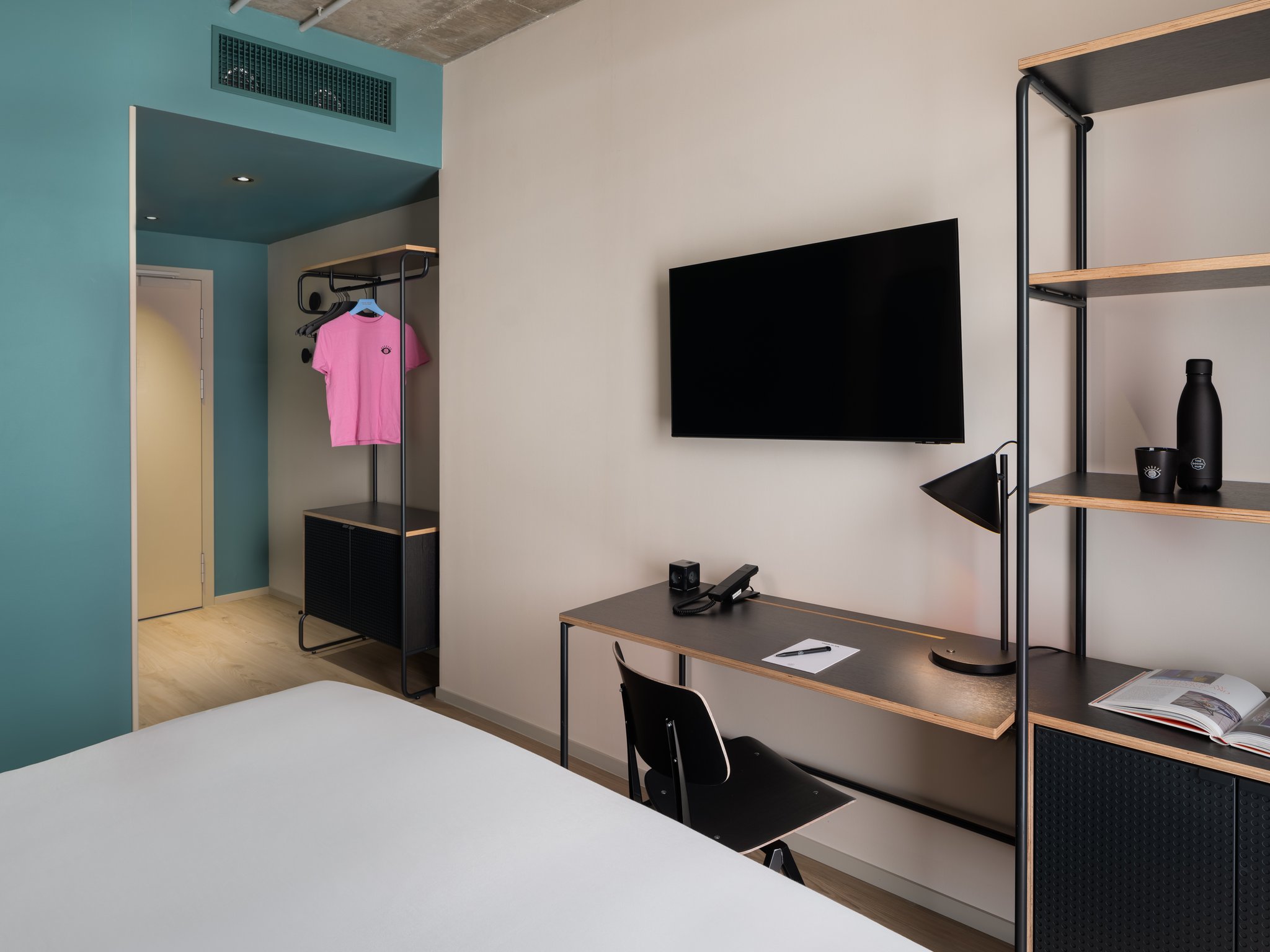 Cltja6SfUiezQSmAXPAnw_Executive_Queen_Rome_Interior_Rooms_S