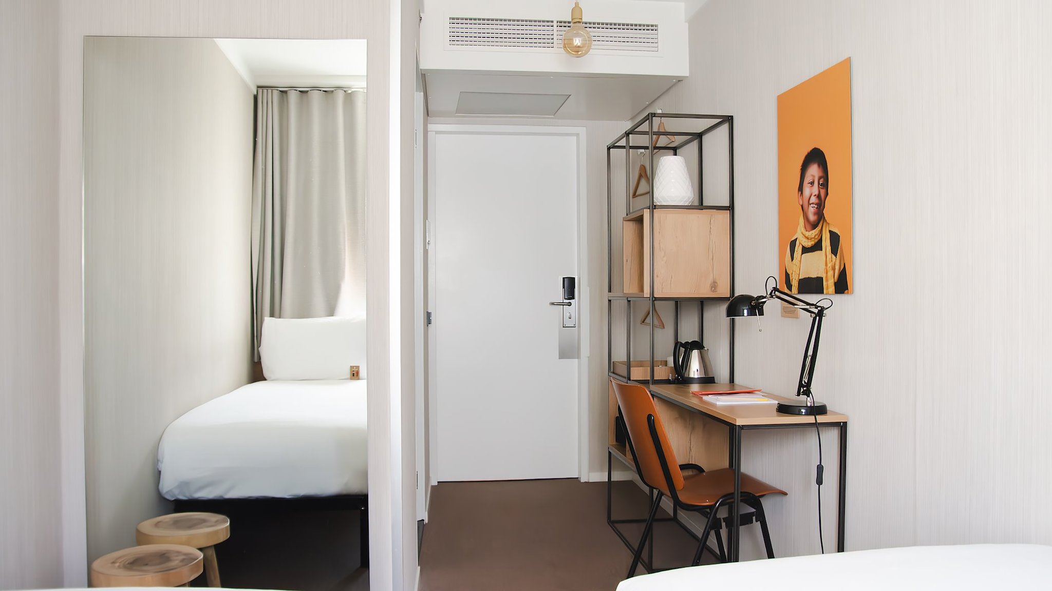 Good_Twin_Water-Good_Twin_Dockside3_S