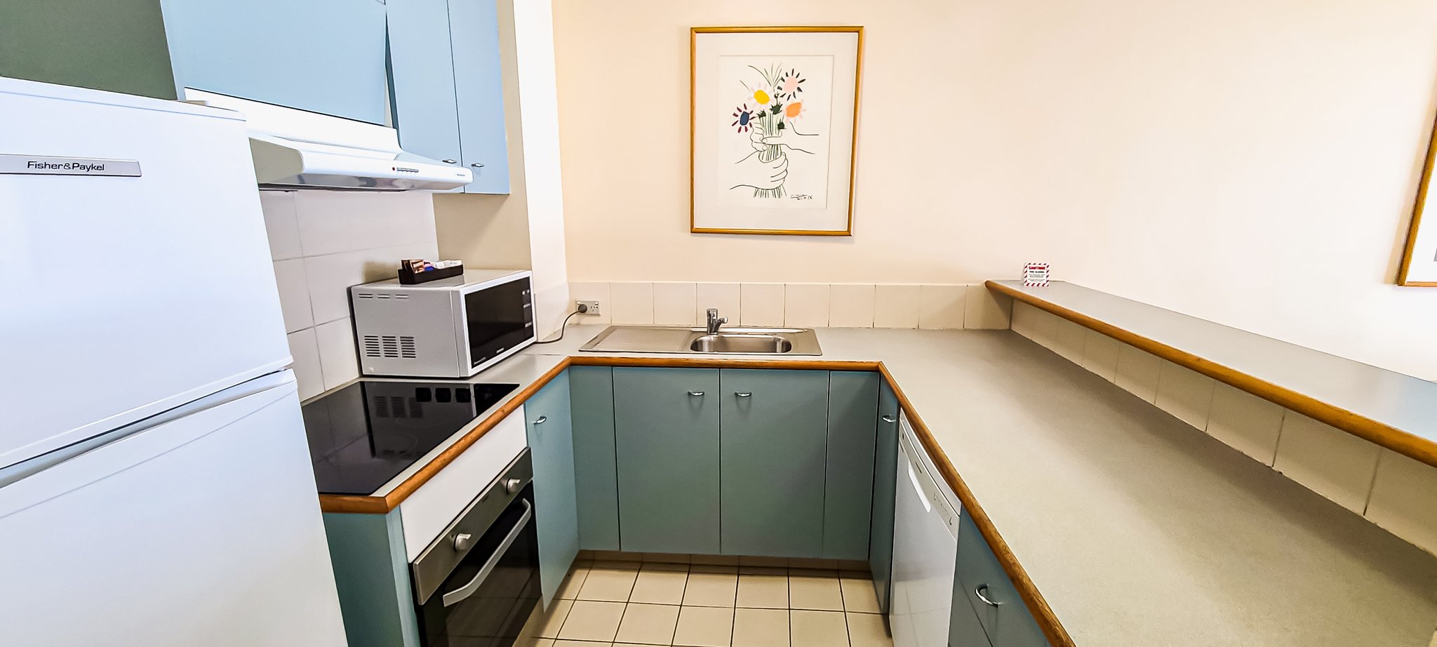 Nkg1qN5aWUmiuGYyMa9vkw_Kitchen_-_1102_S